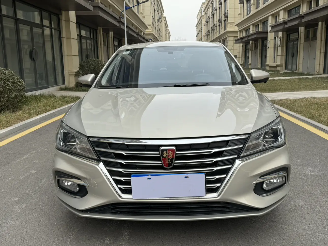 Roewe i5  из Китая
