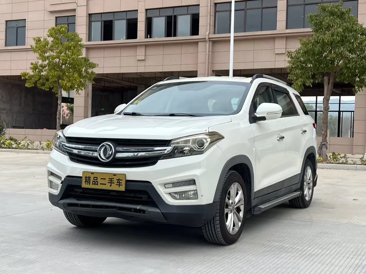 Dongfeng Scenery S560  из Китая