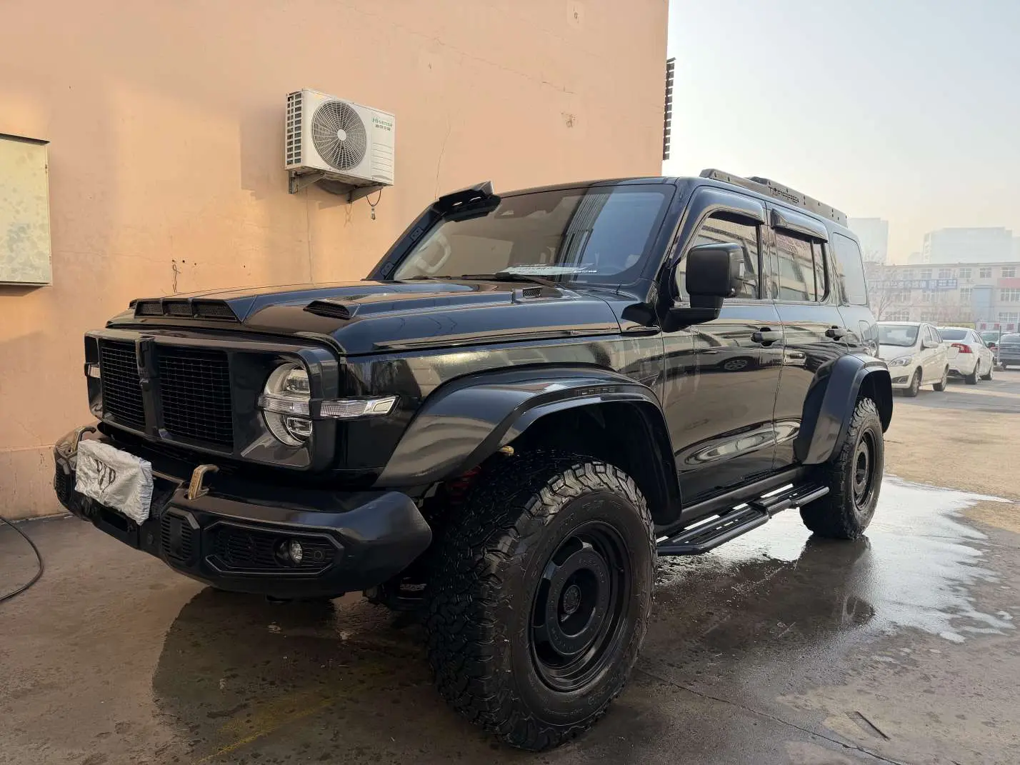 Tank 300  из Китая