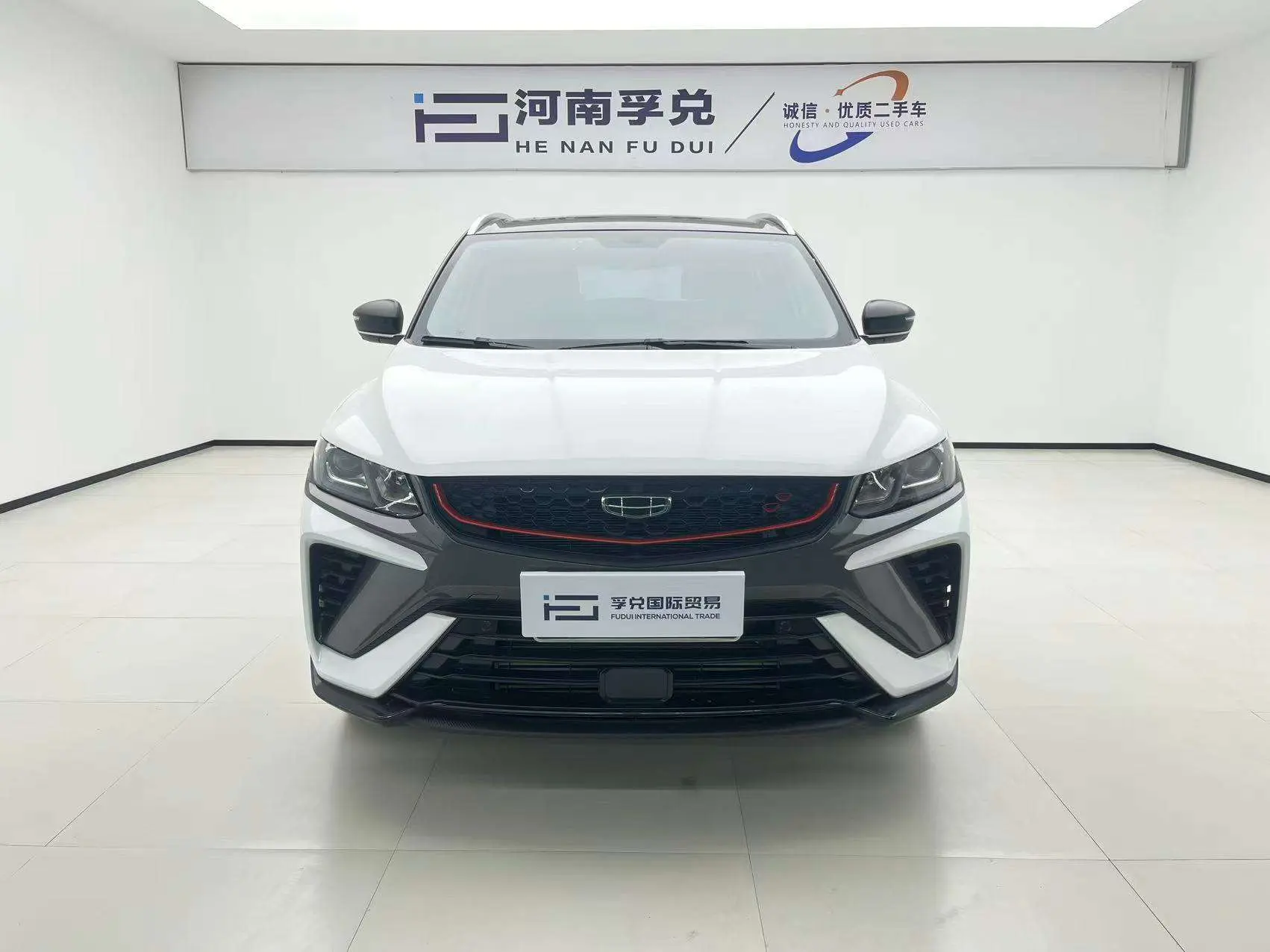 Geely Coolray SX11 (Binyue)  из Китая