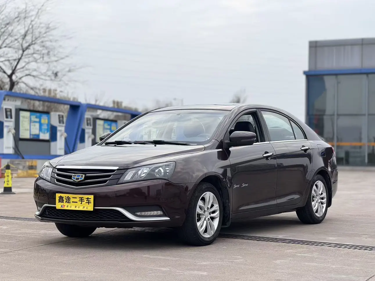 Geely Emgrand  из Китая