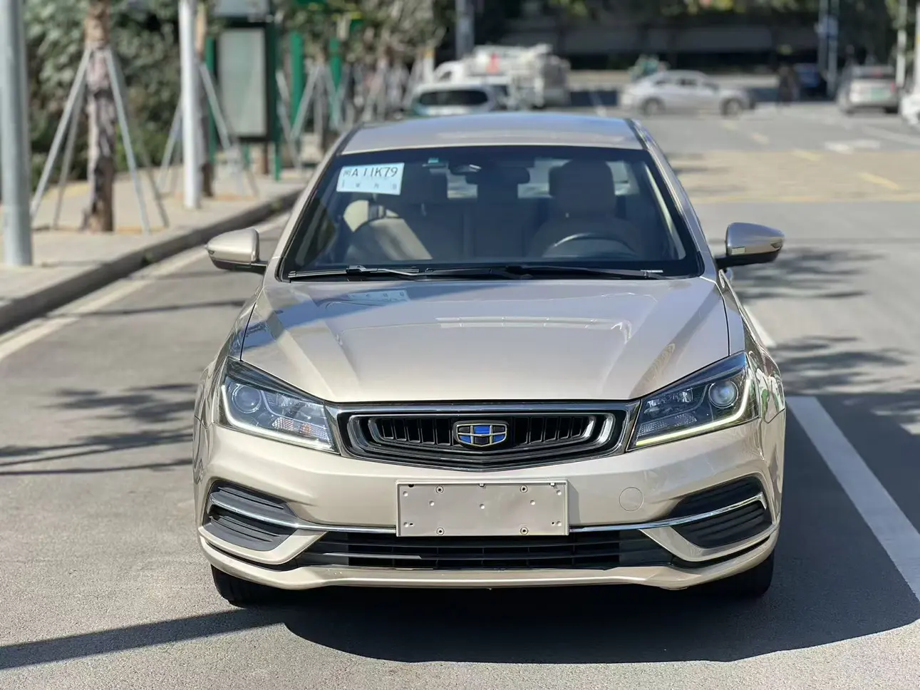 Geely Emgrand  из Китая