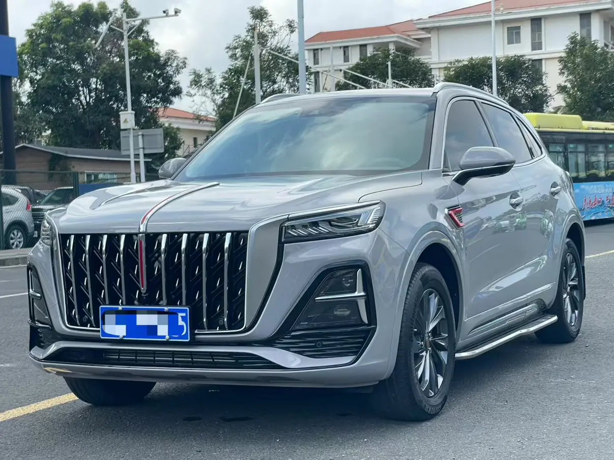 Hongqi HS5  из Китая