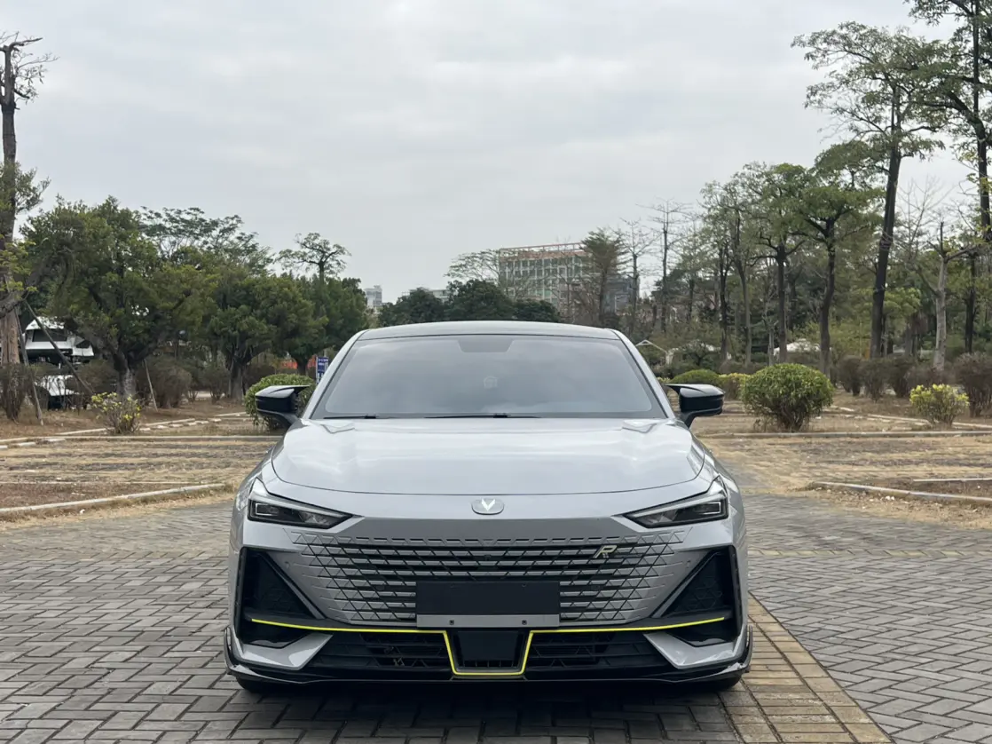 Changan UNI-V  из Китая