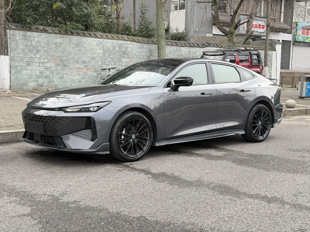 Changan UNI-V  из Китая