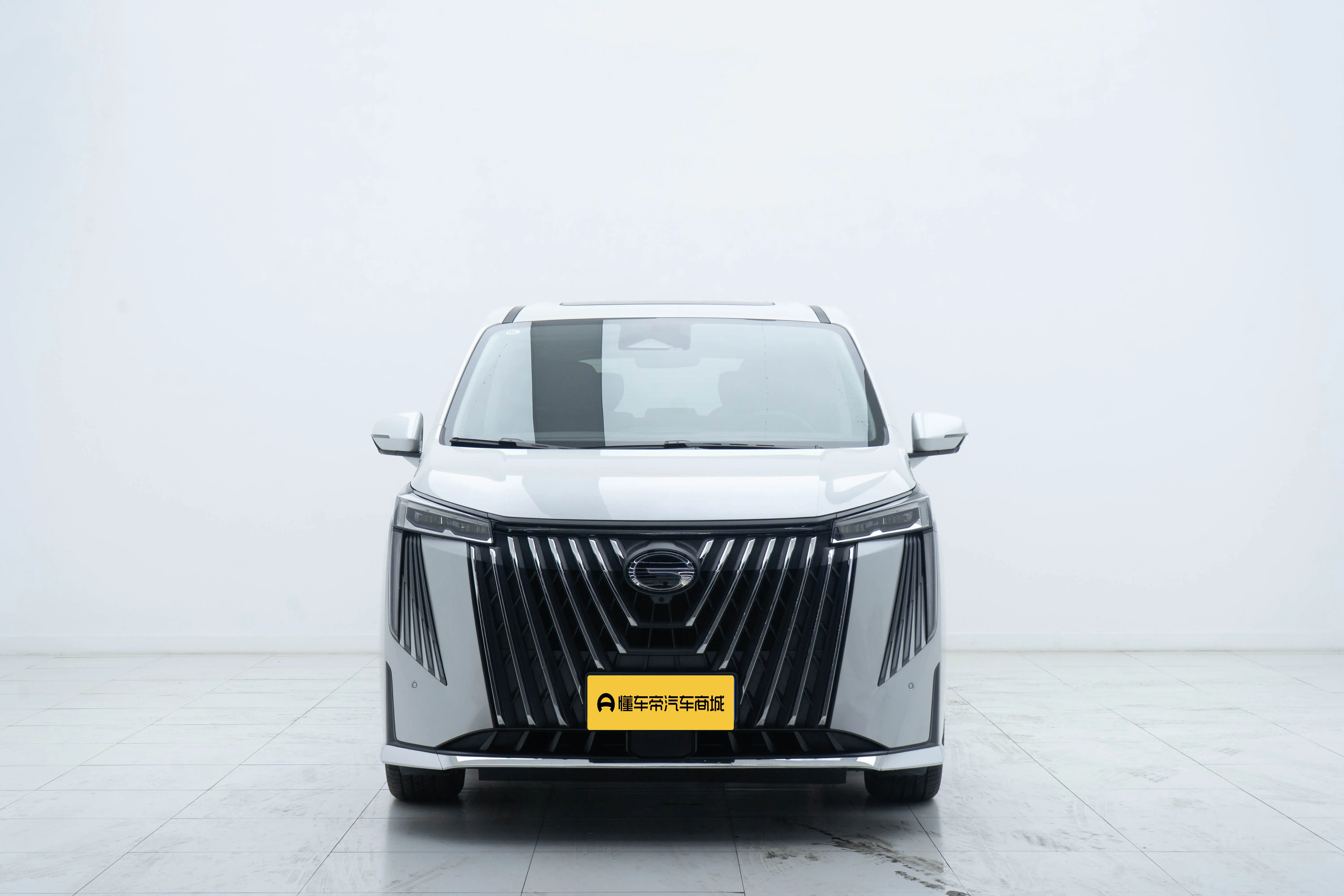 GAC Trumpchi M8  из Китая