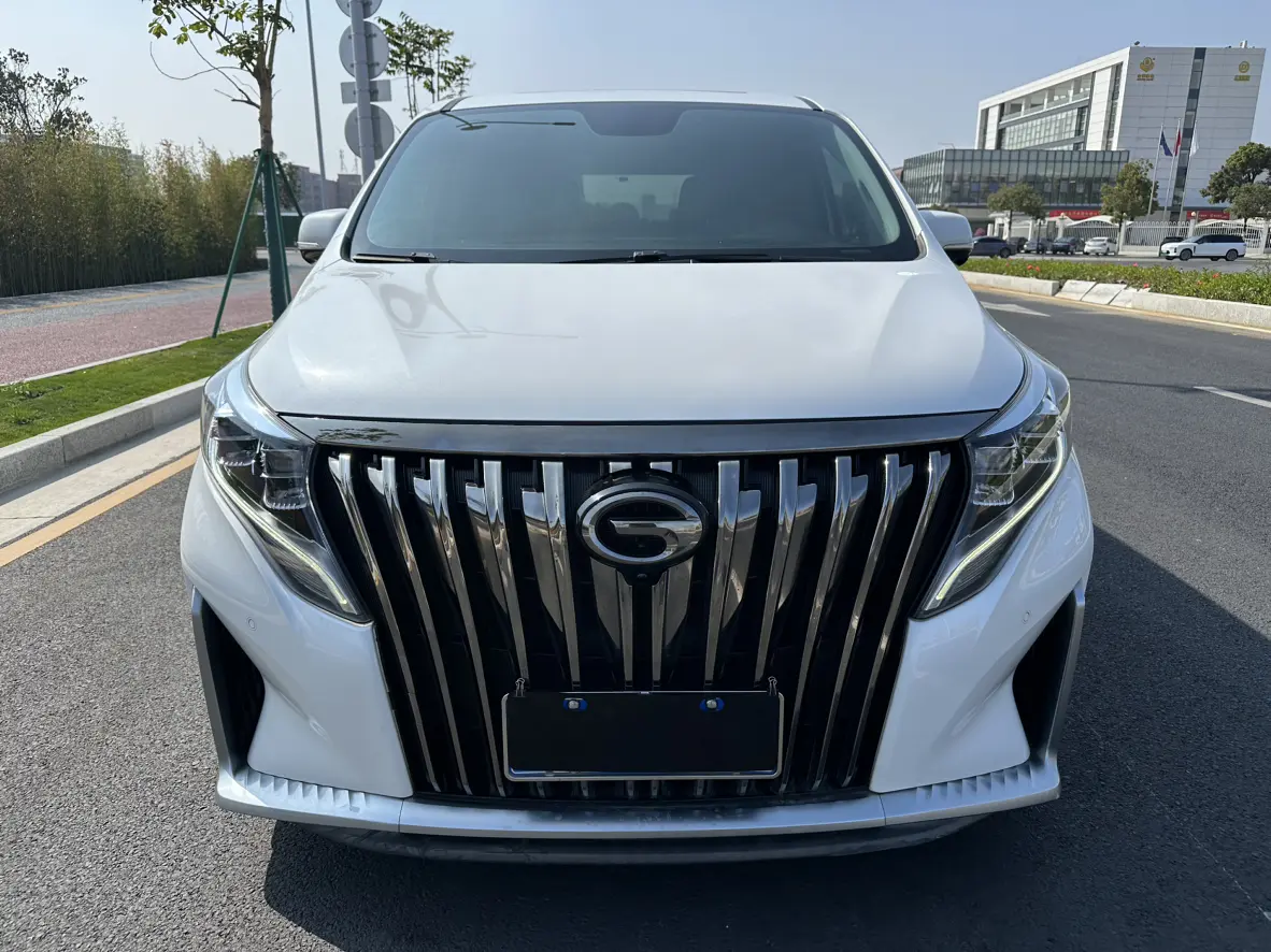 GAC Trumpchi M8  из Китая