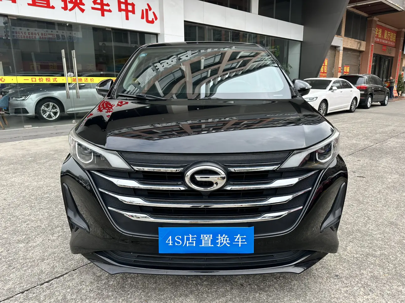 GAC Trumpchi M6  из Китая