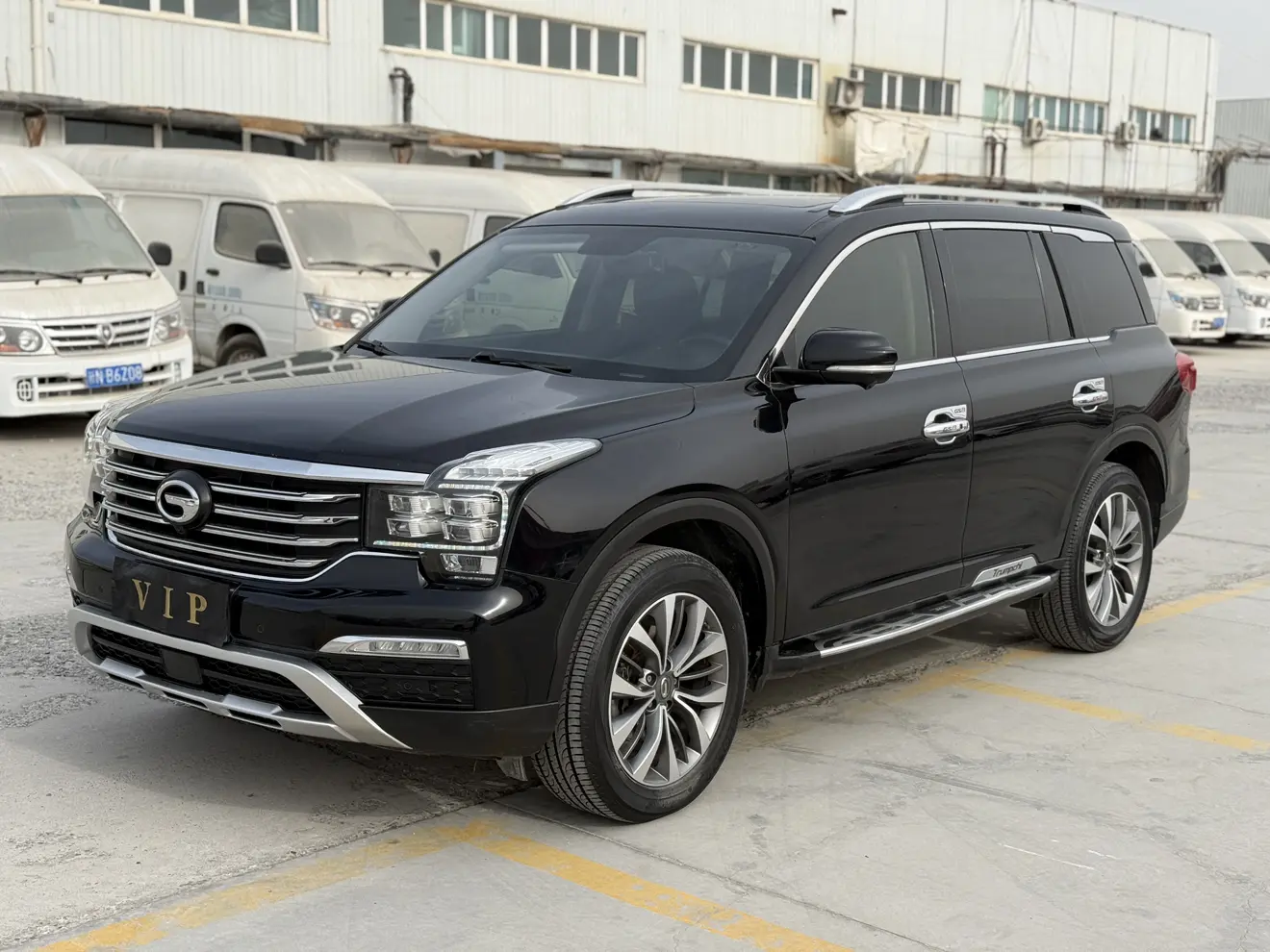 GAC Trumpchi GS8  из Китая
