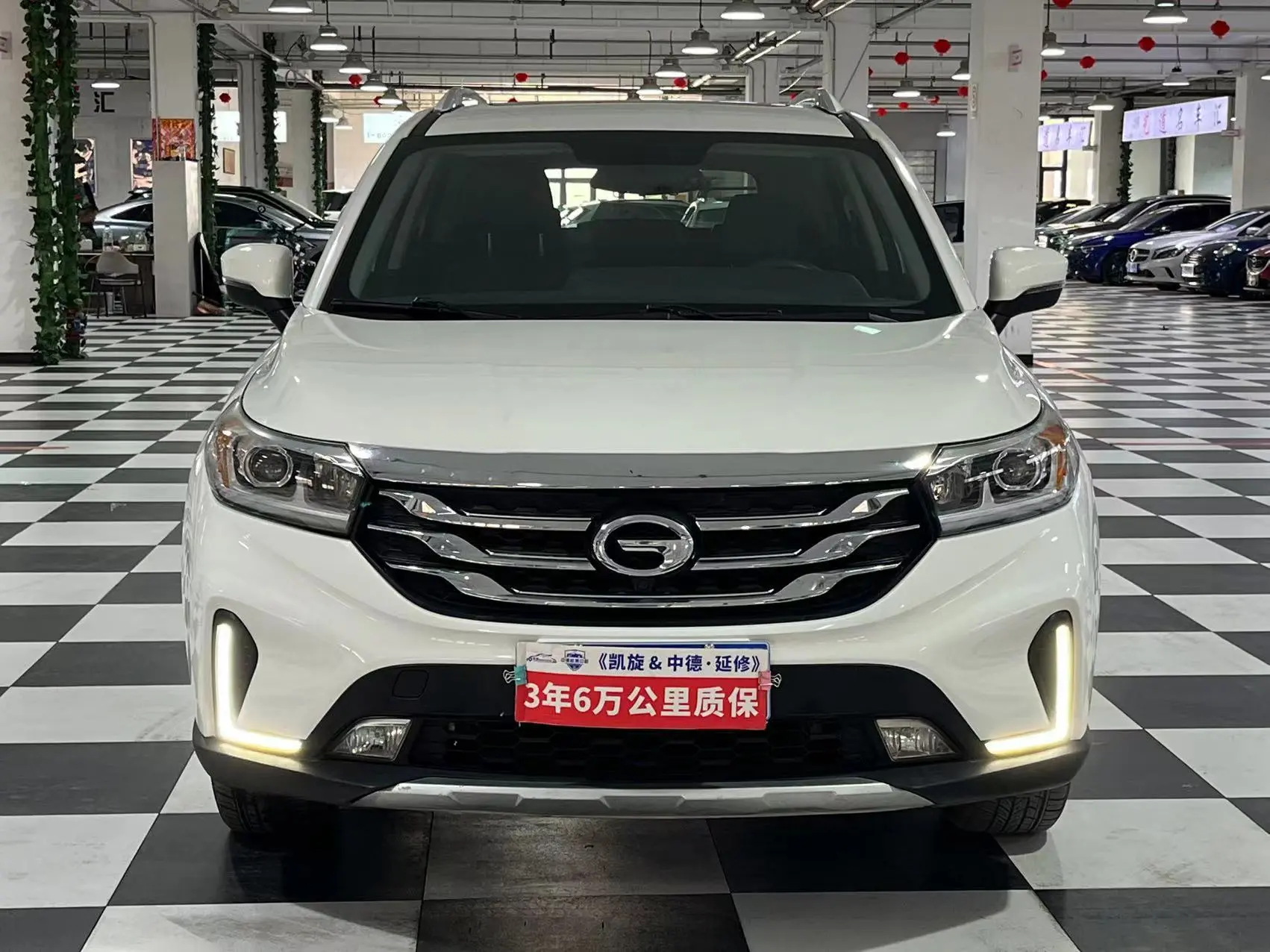 GAC Trumpchi GS4  из Китая