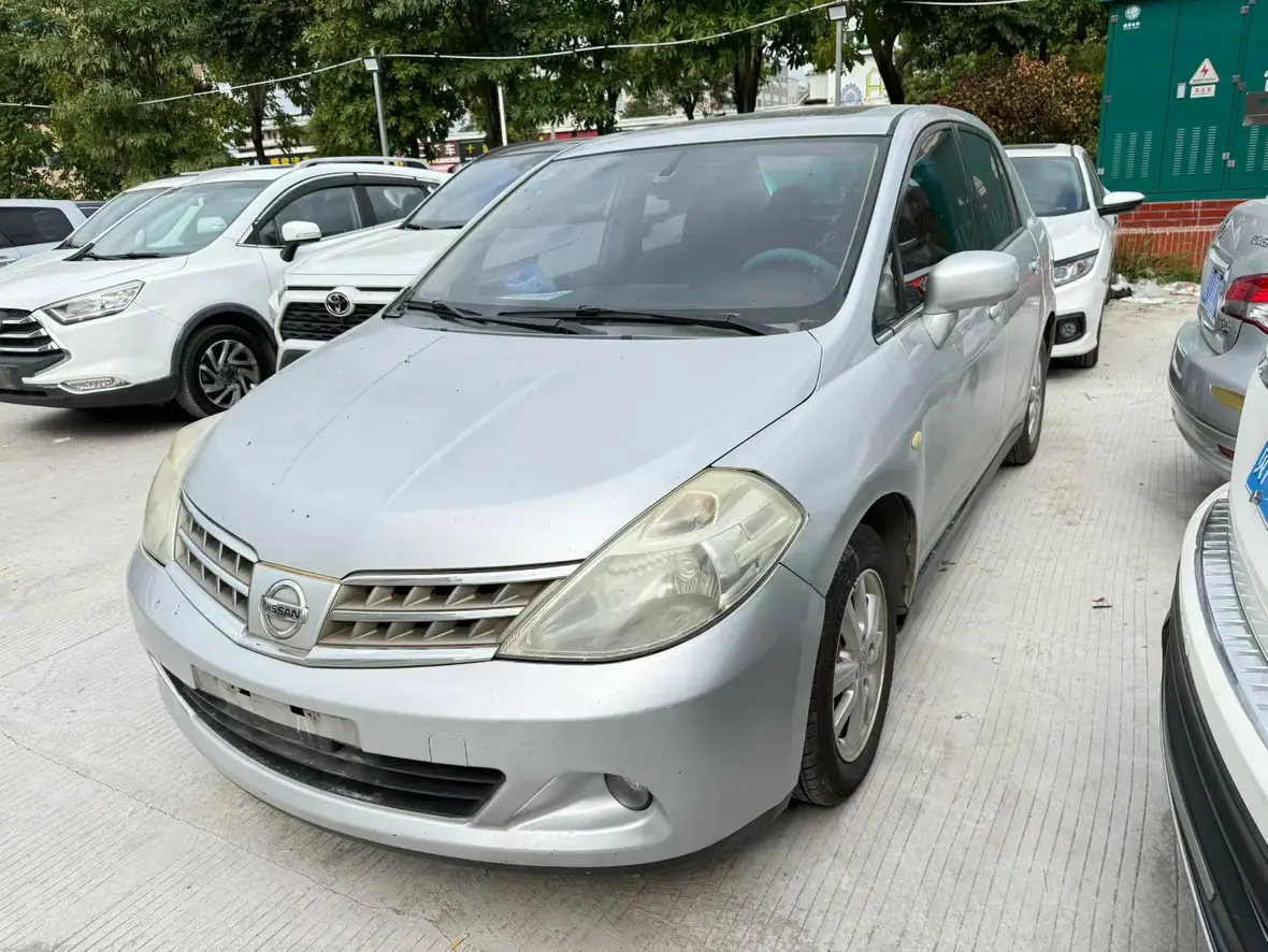 Nissan Tiida  из Китая