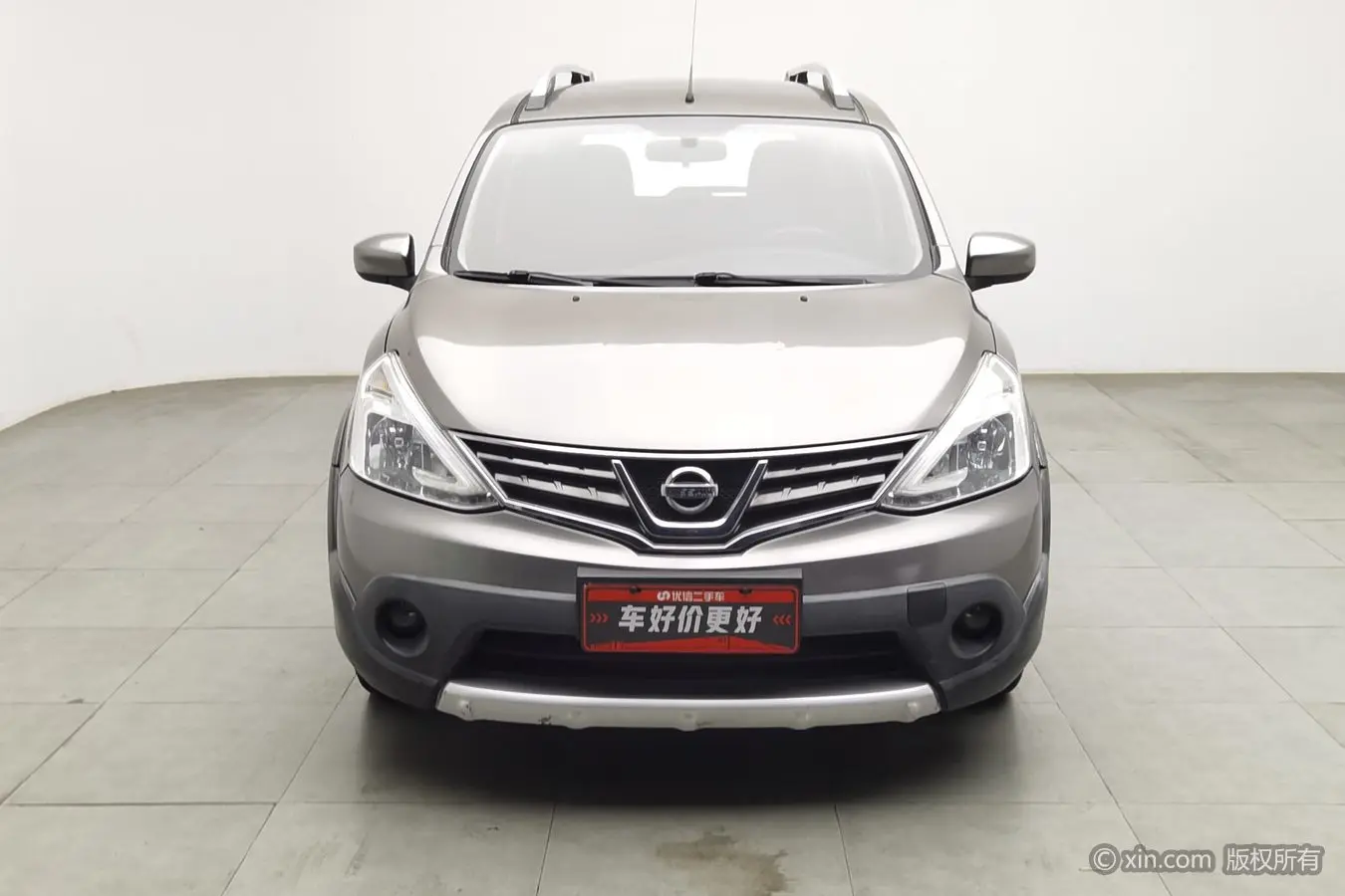 Nissan Li Wei  из Китая