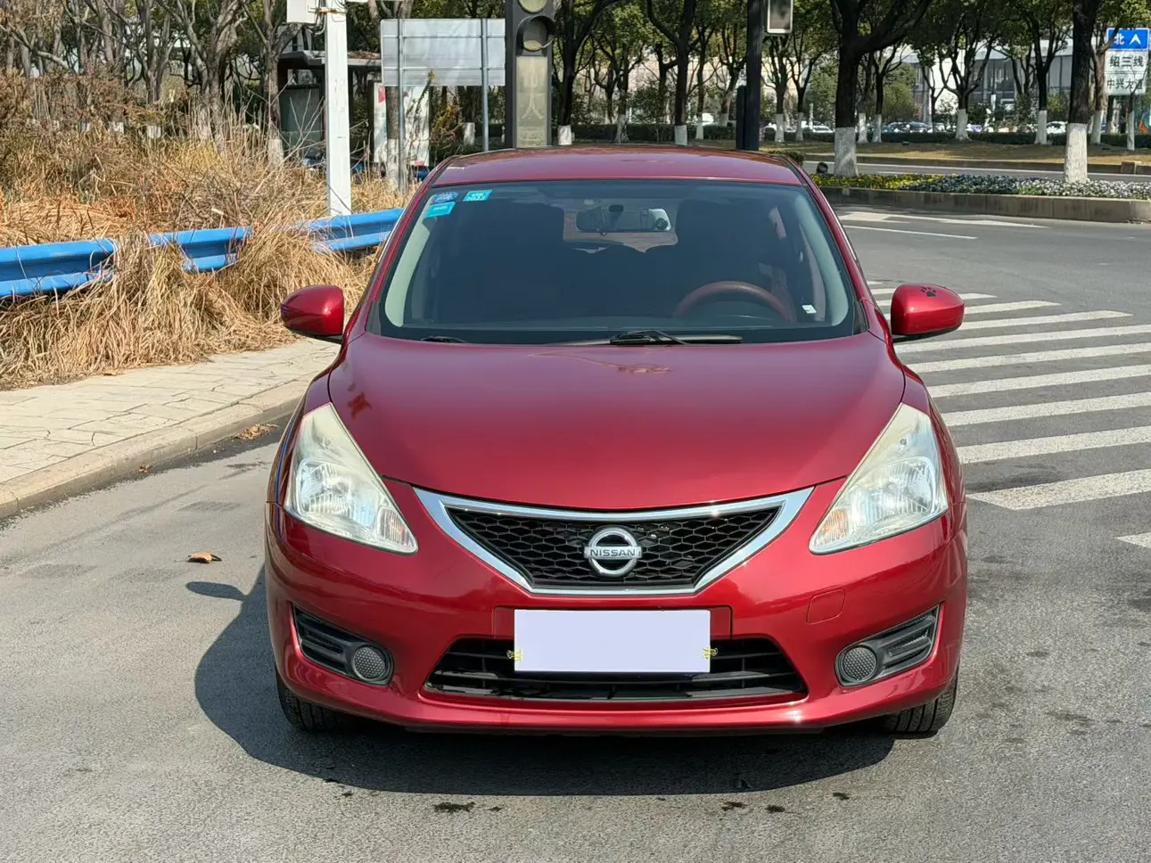 Nissan Tiida  из Китая