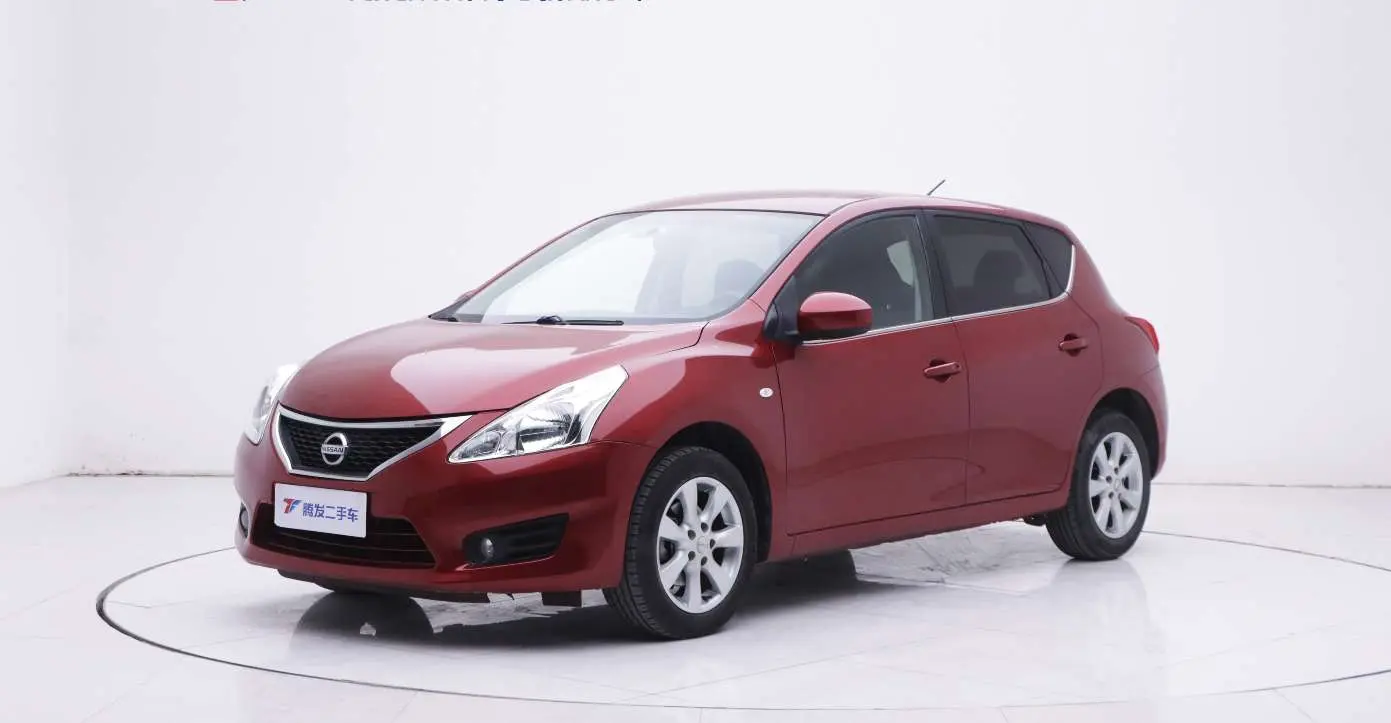 Nissan Tiida  из Китая