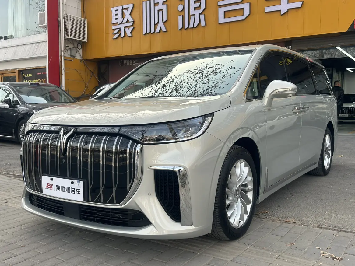 Voyah Lantu Dreamer EV  из Китая