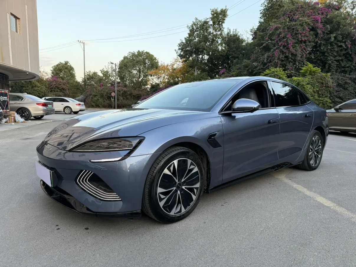 BYD Seal  из Китая