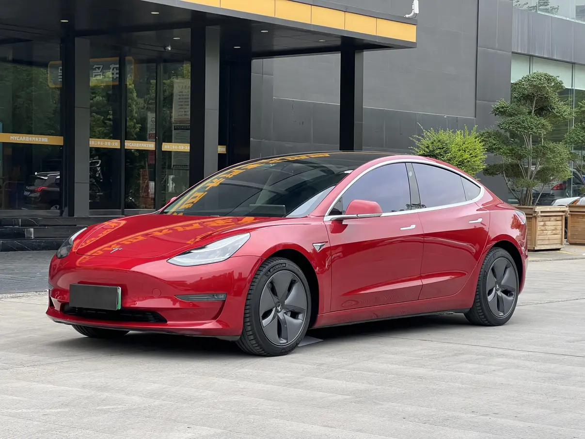 Tesla Model 3  из Китая