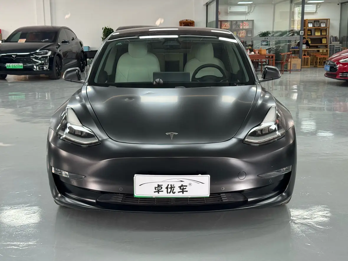 Tesla Model 3  из Китая