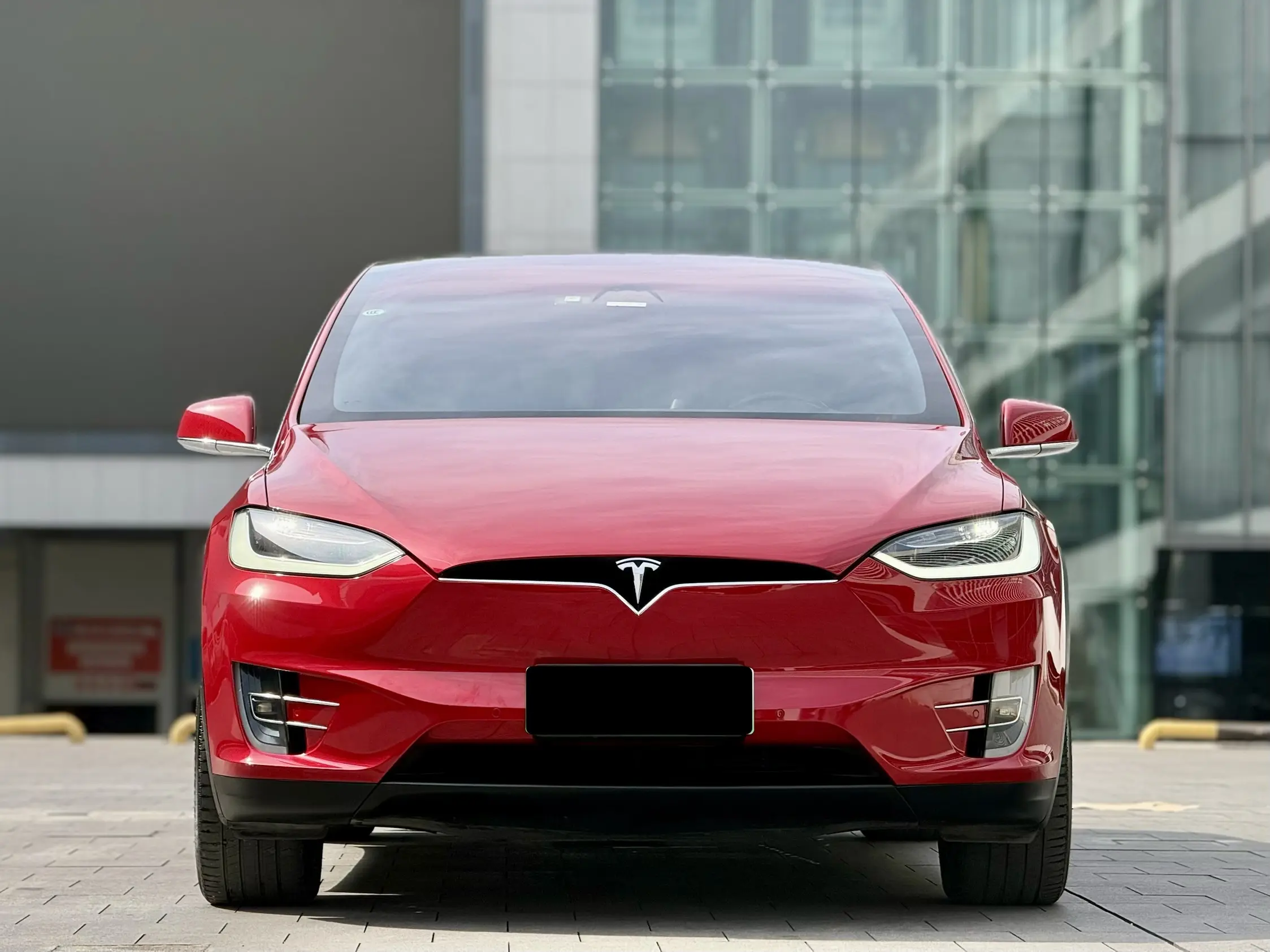 Tesla Model X  из Китая