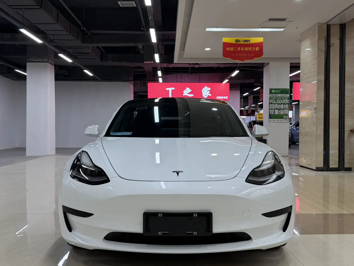 Tesla Model 3  из Китая
