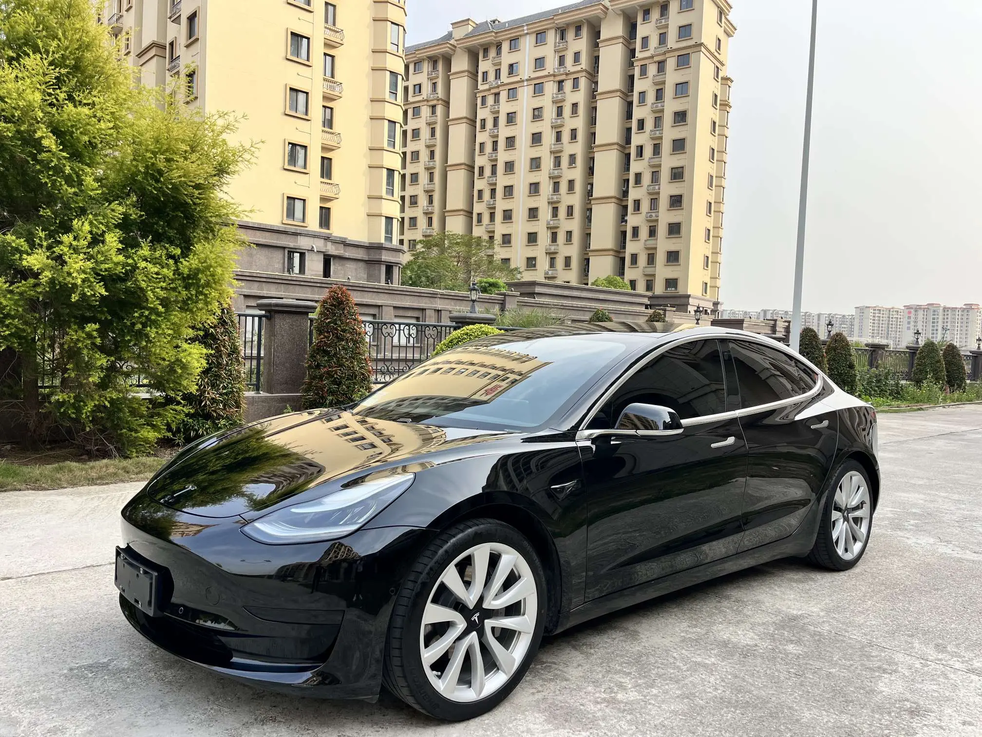 Tesla Model 3  из Китая