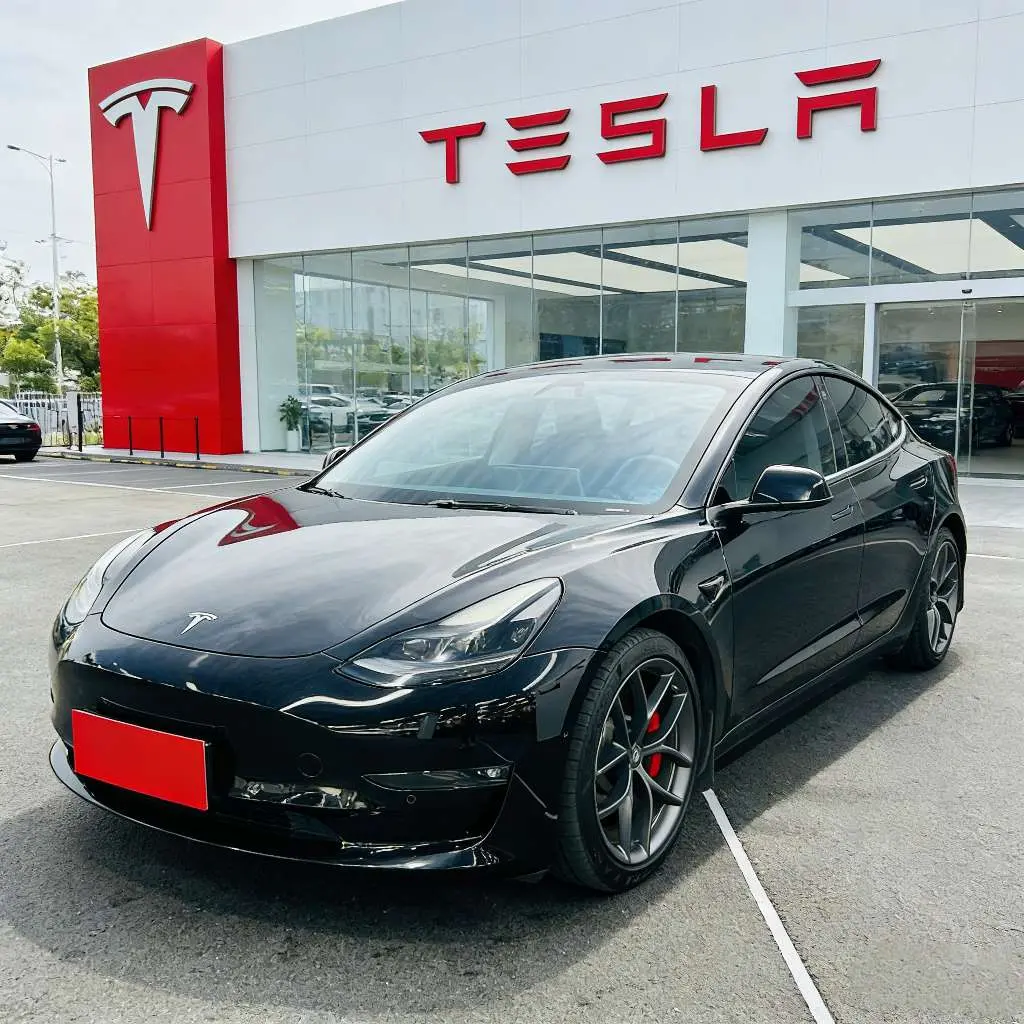Tesla Model 3  из Китая
