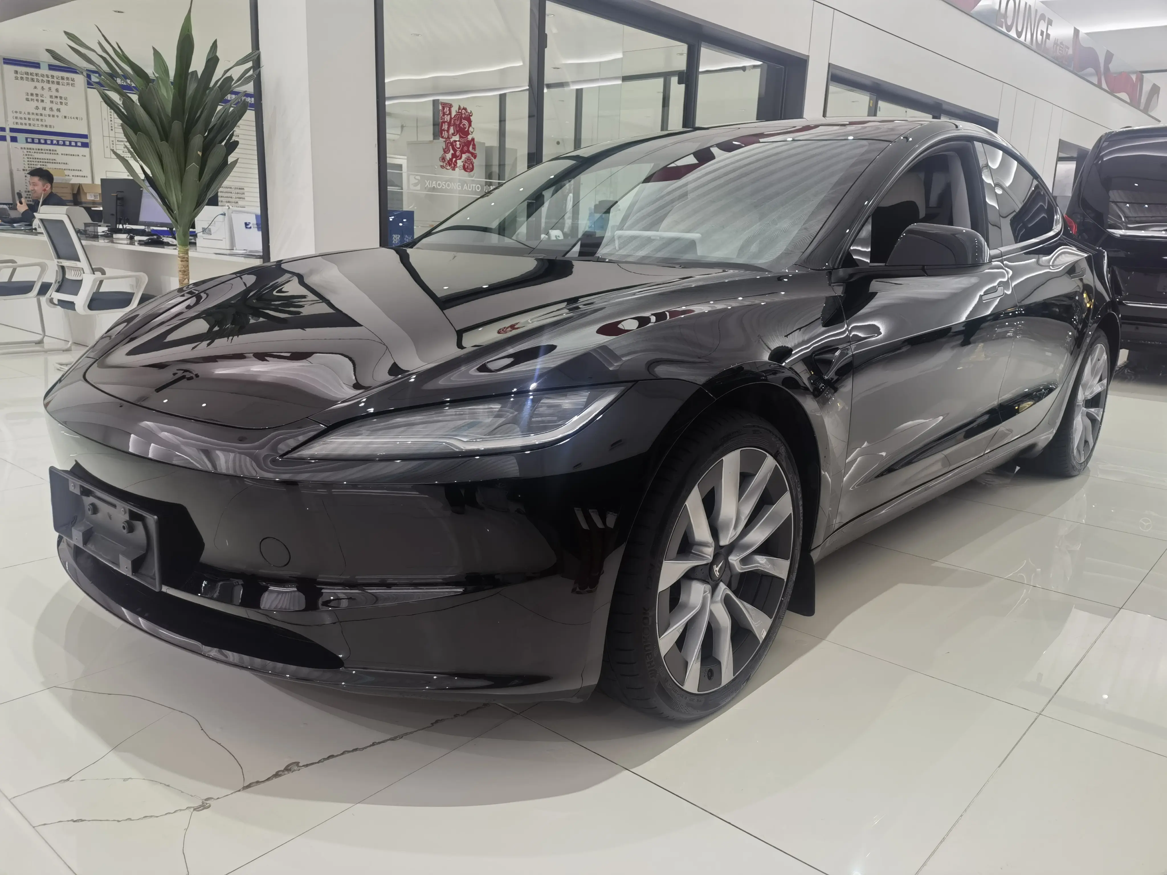 Tesla Model 3  из Китая