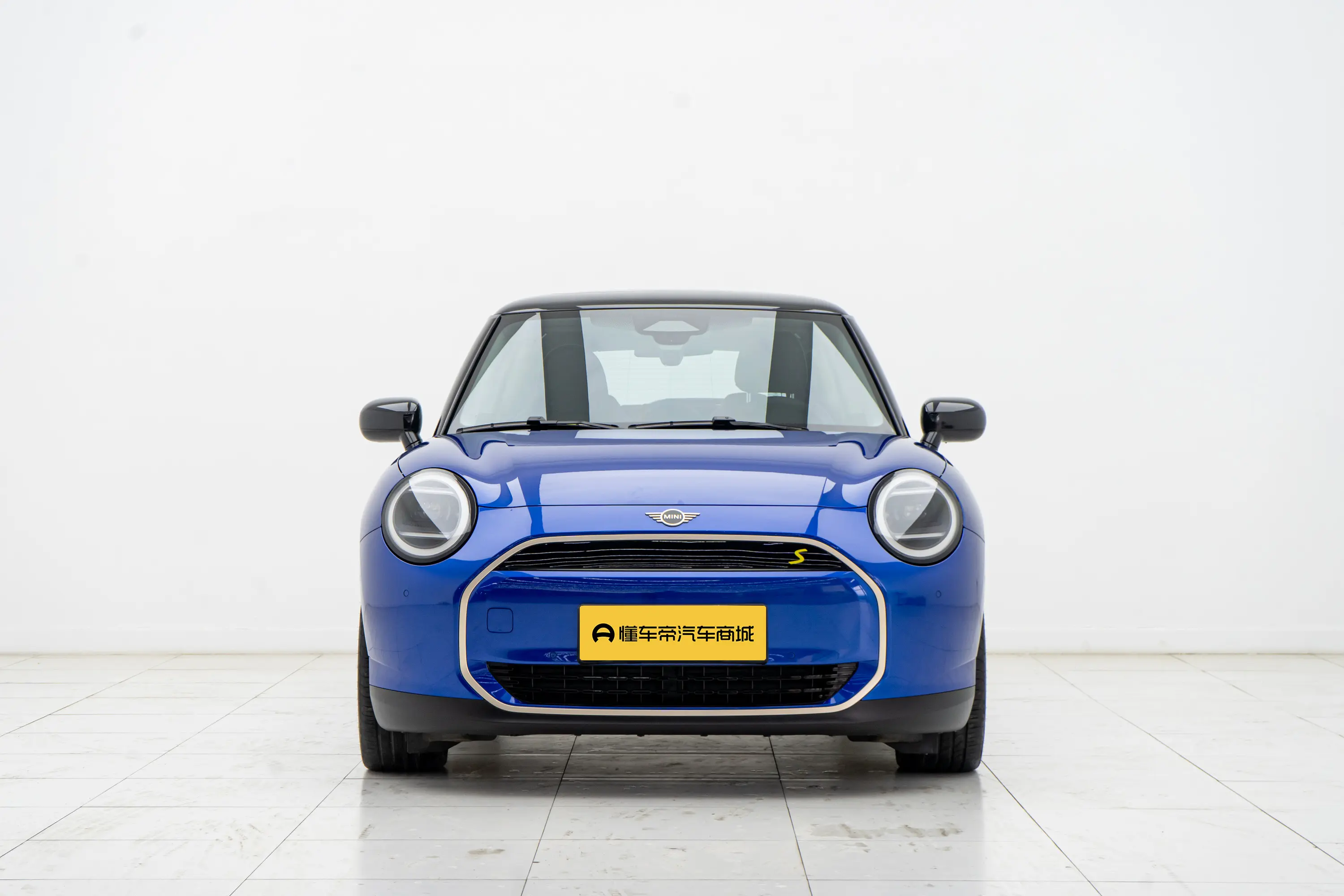 MINI ELECTRIC  COOPER  из Китая