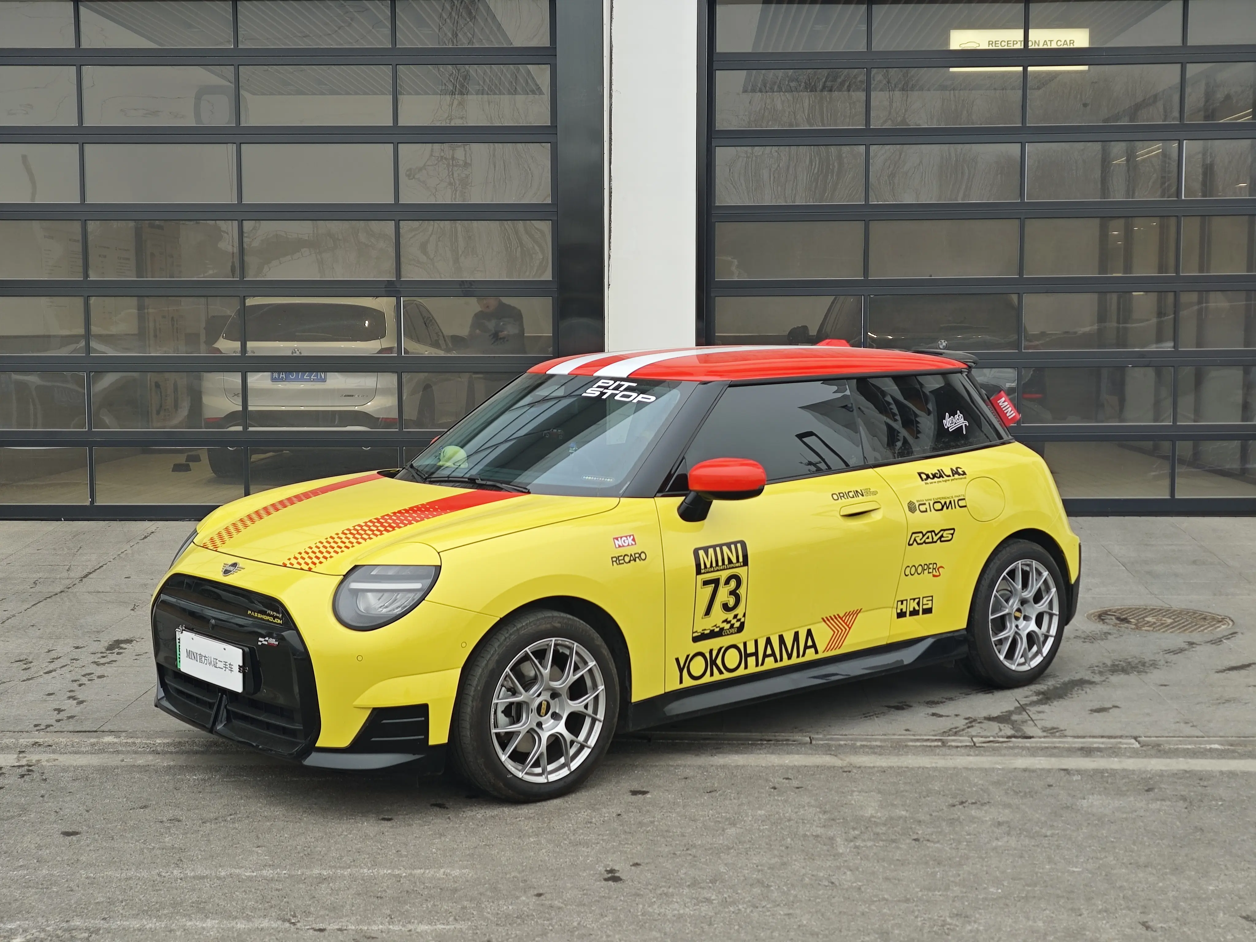 MINI ELECTRIC  COOPER  из Китая