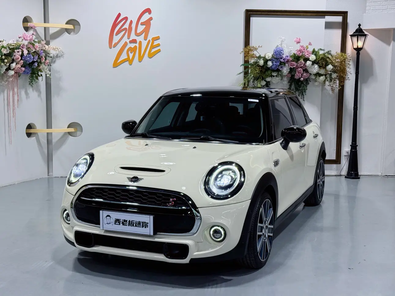 MINI MINI