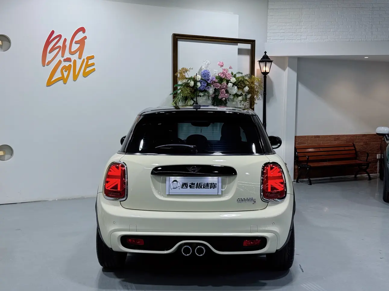 MINI 