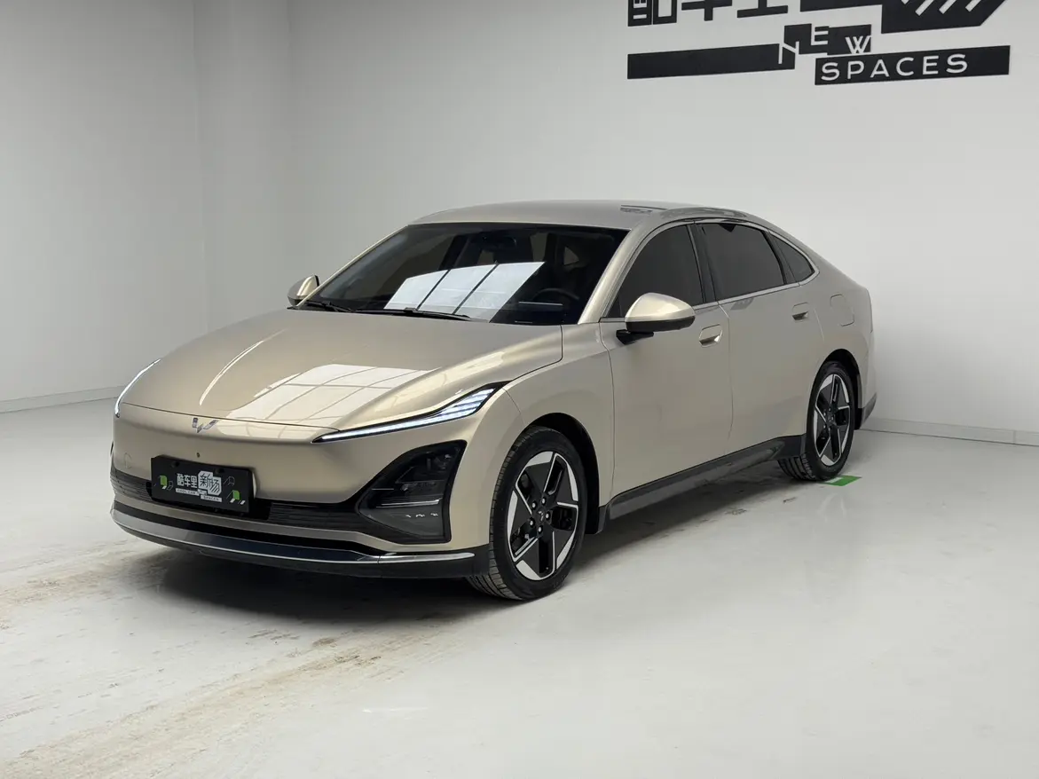 Wuling Starlight EV  из Китая