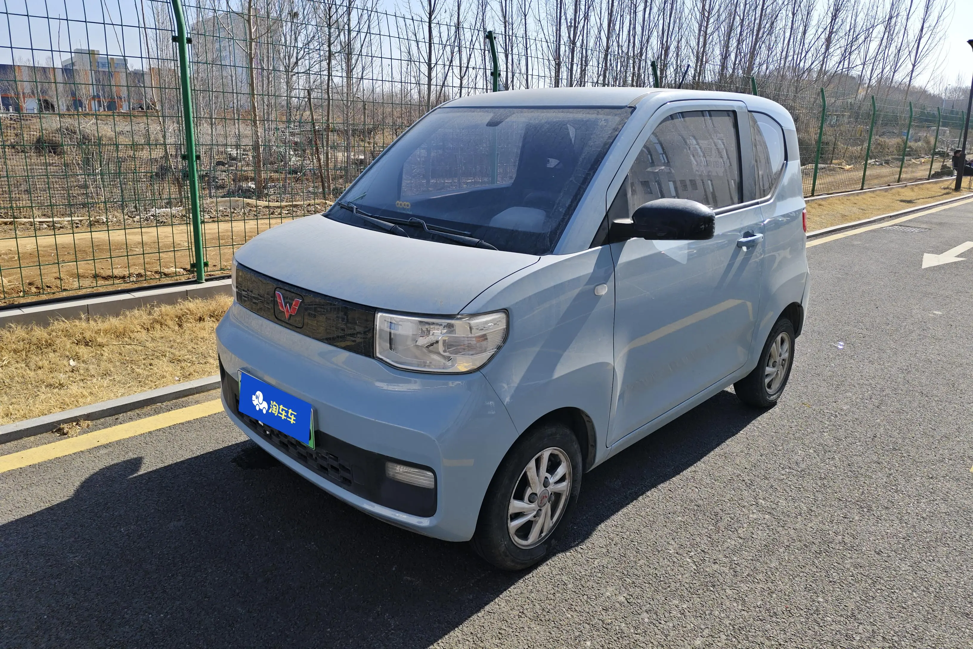 Wuling Hongguang MINIEV  из Китая