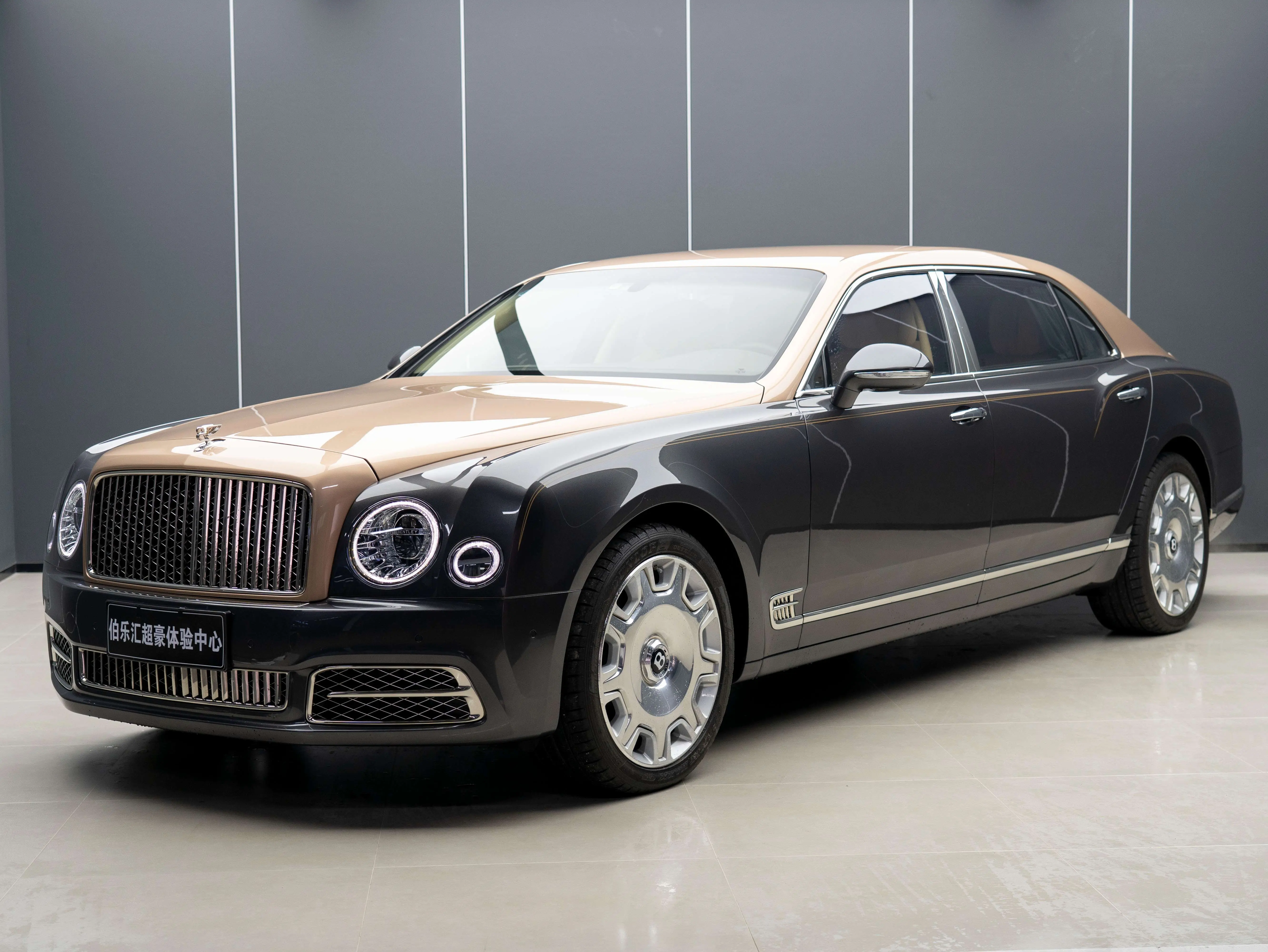 Bentley Mulsanne  из Китая