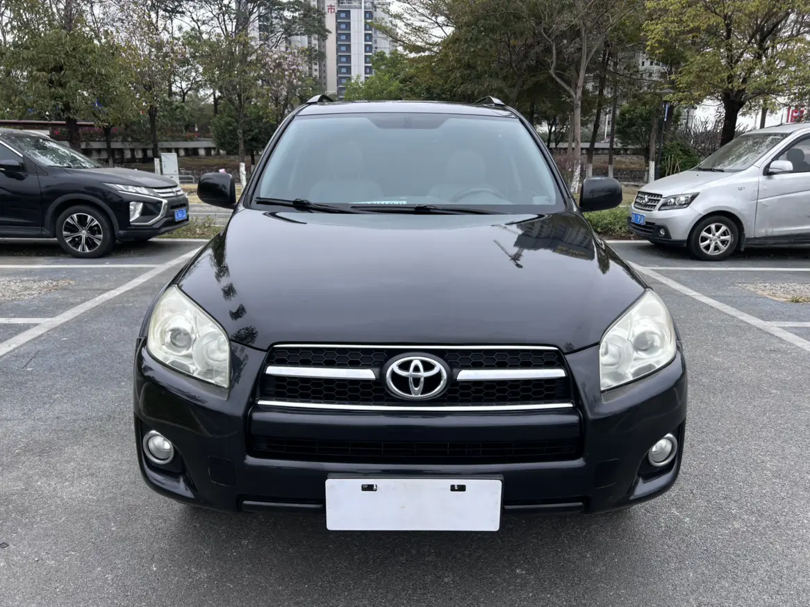 Toyota RAV4  из Китая