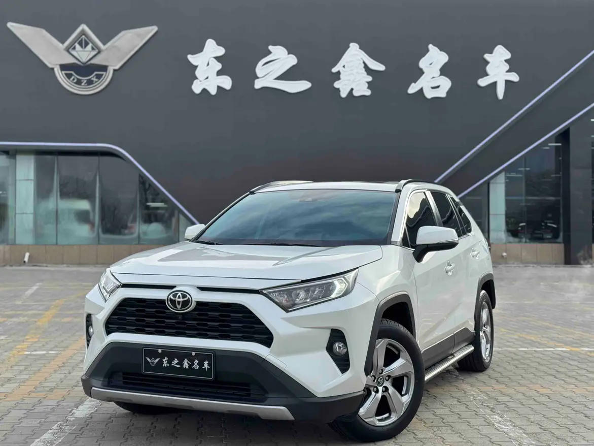 Toyota RAV4  из Китая