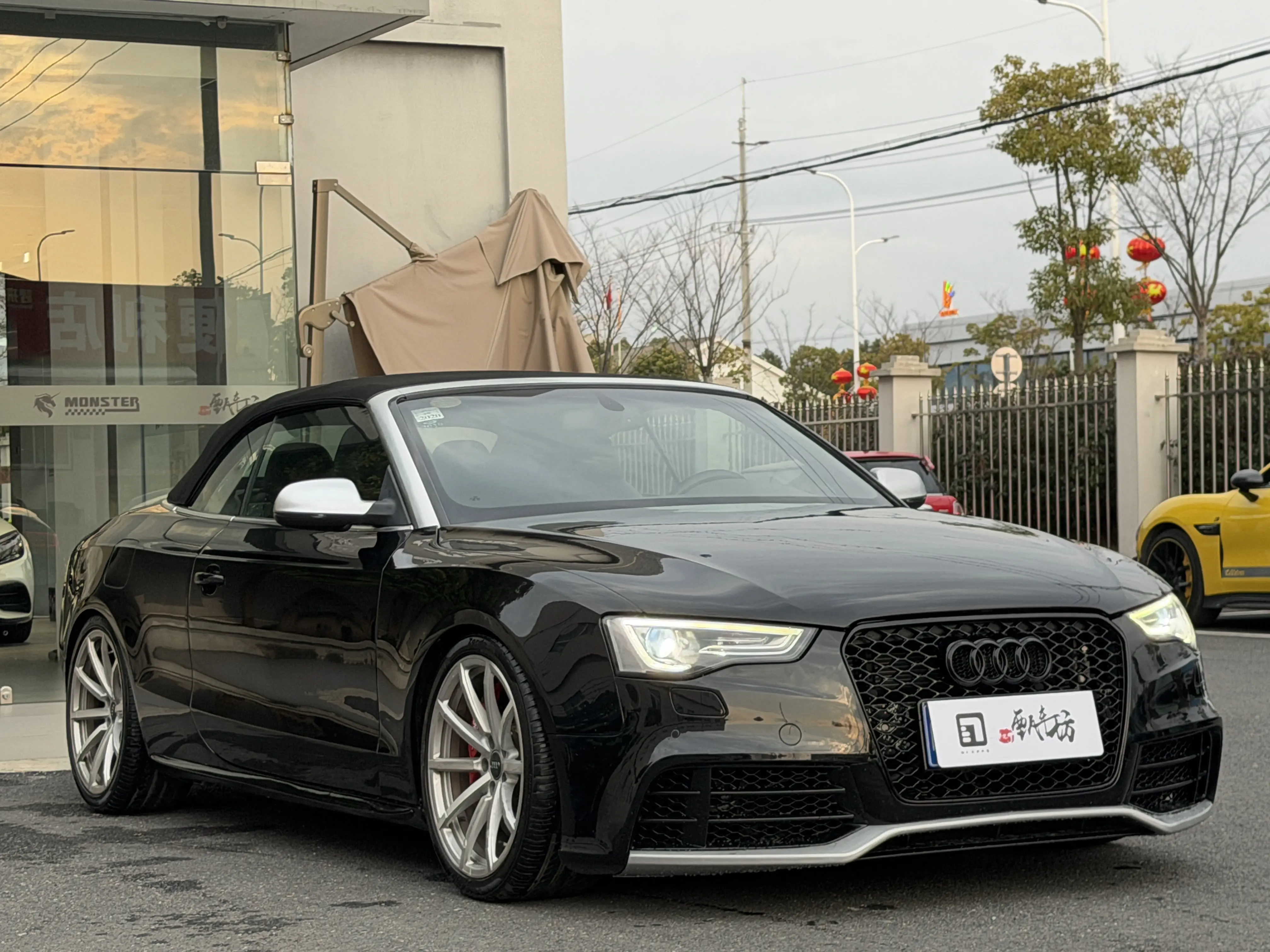 Audi S5  из Китая