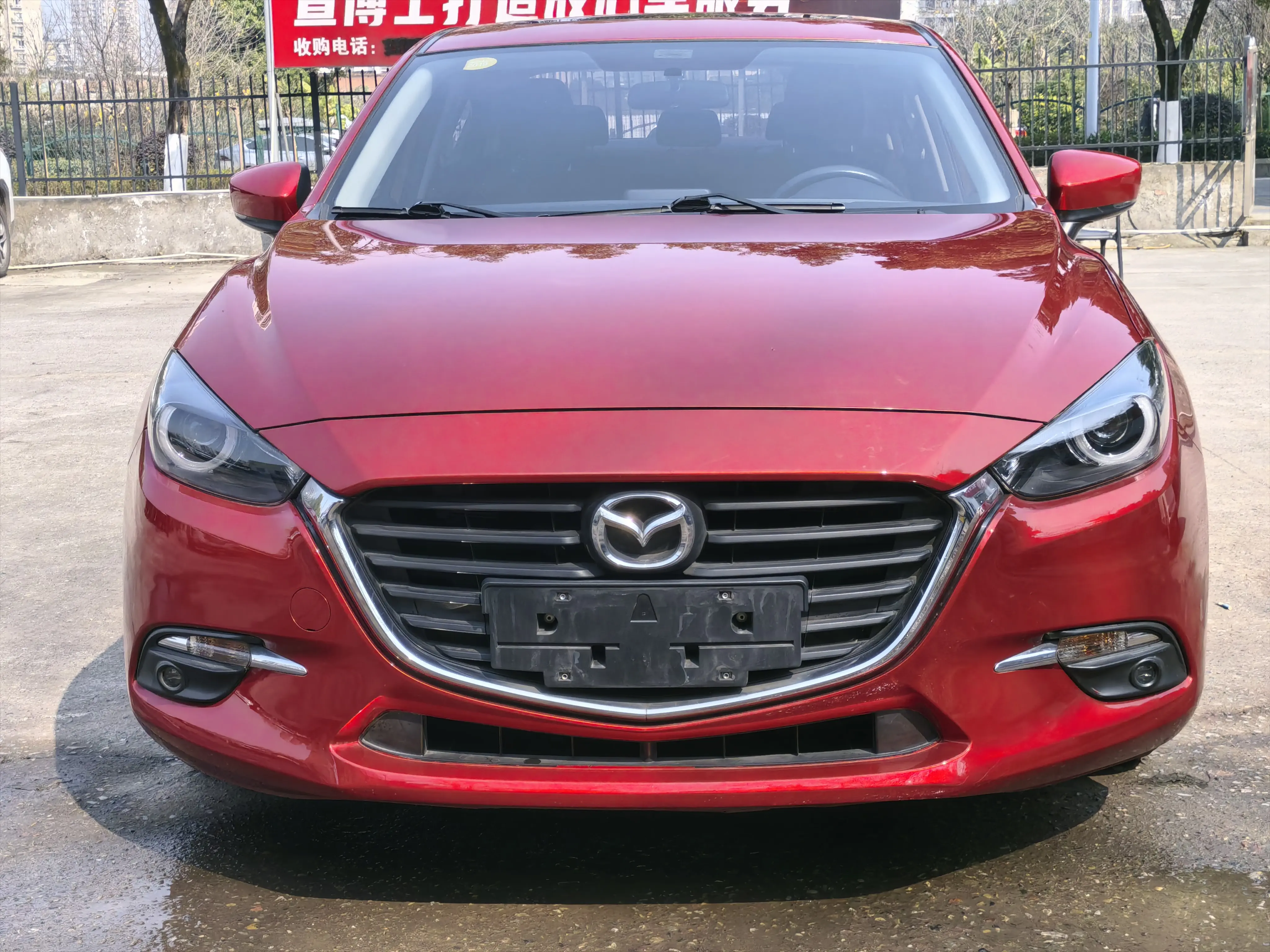Mazda Axela (Mazda3)  из Китая
