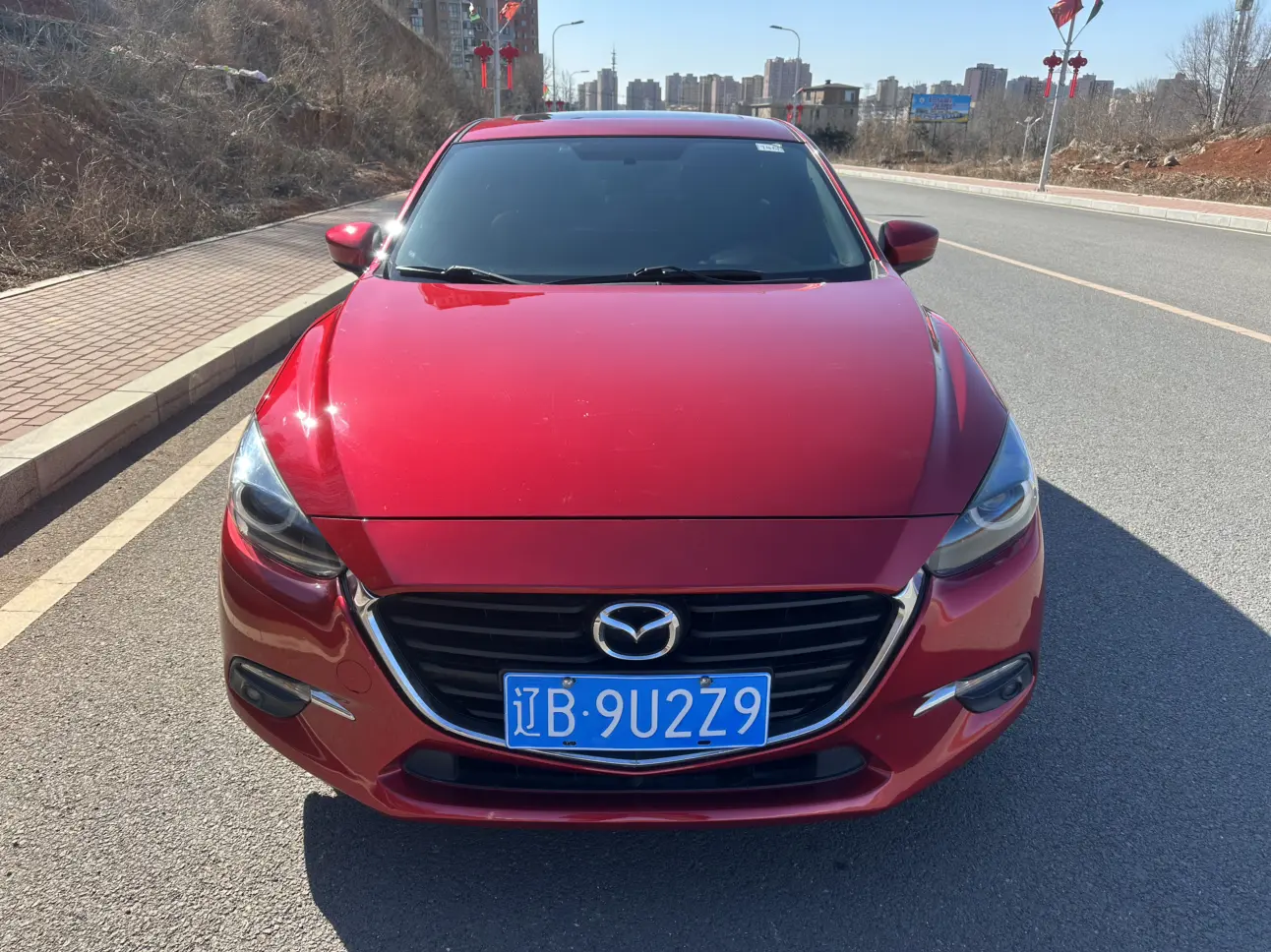 Mazda Axela (Mazda3)  из Китая
