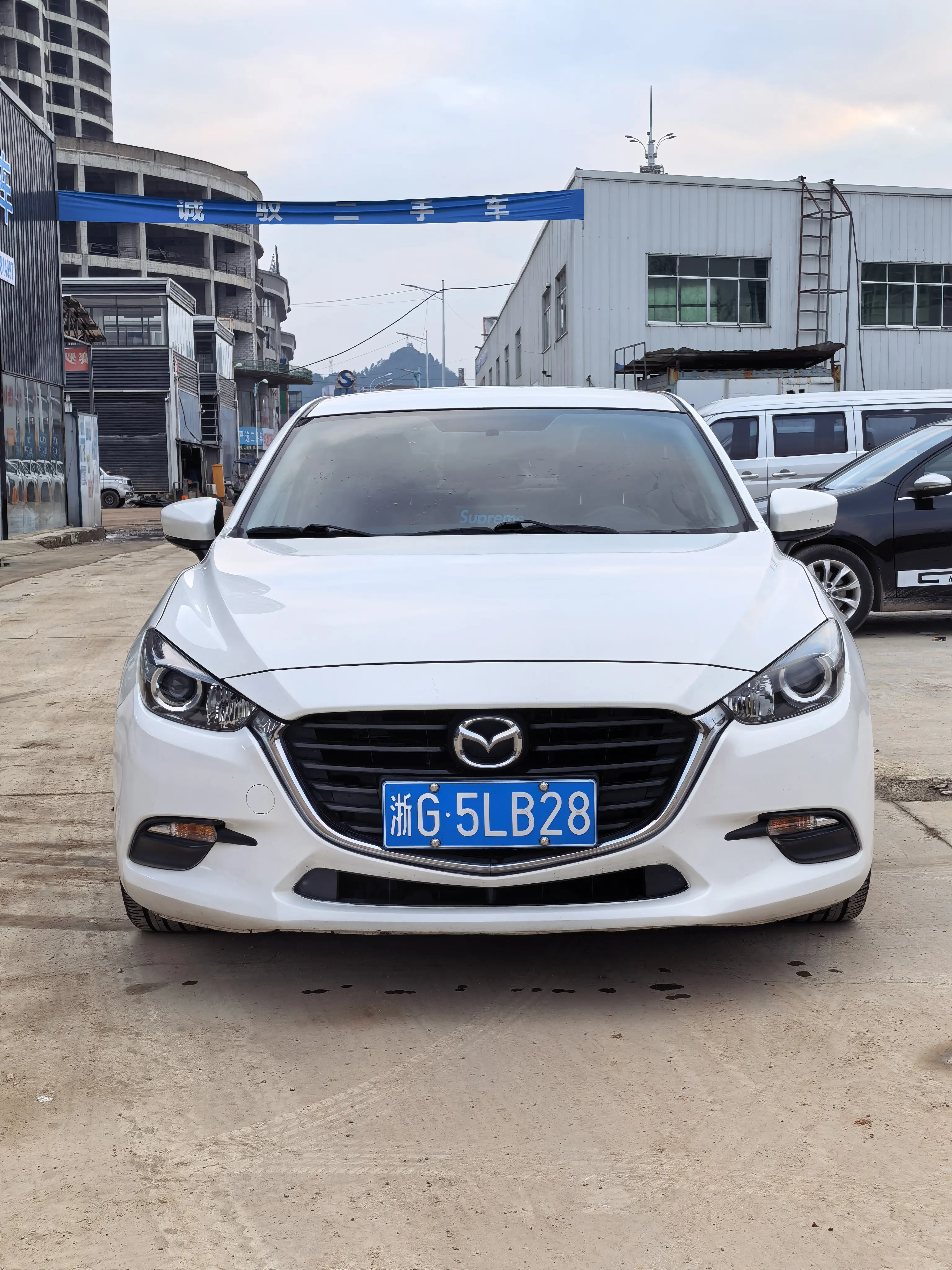 Mazda Axela (Mazda3)  из Китая
