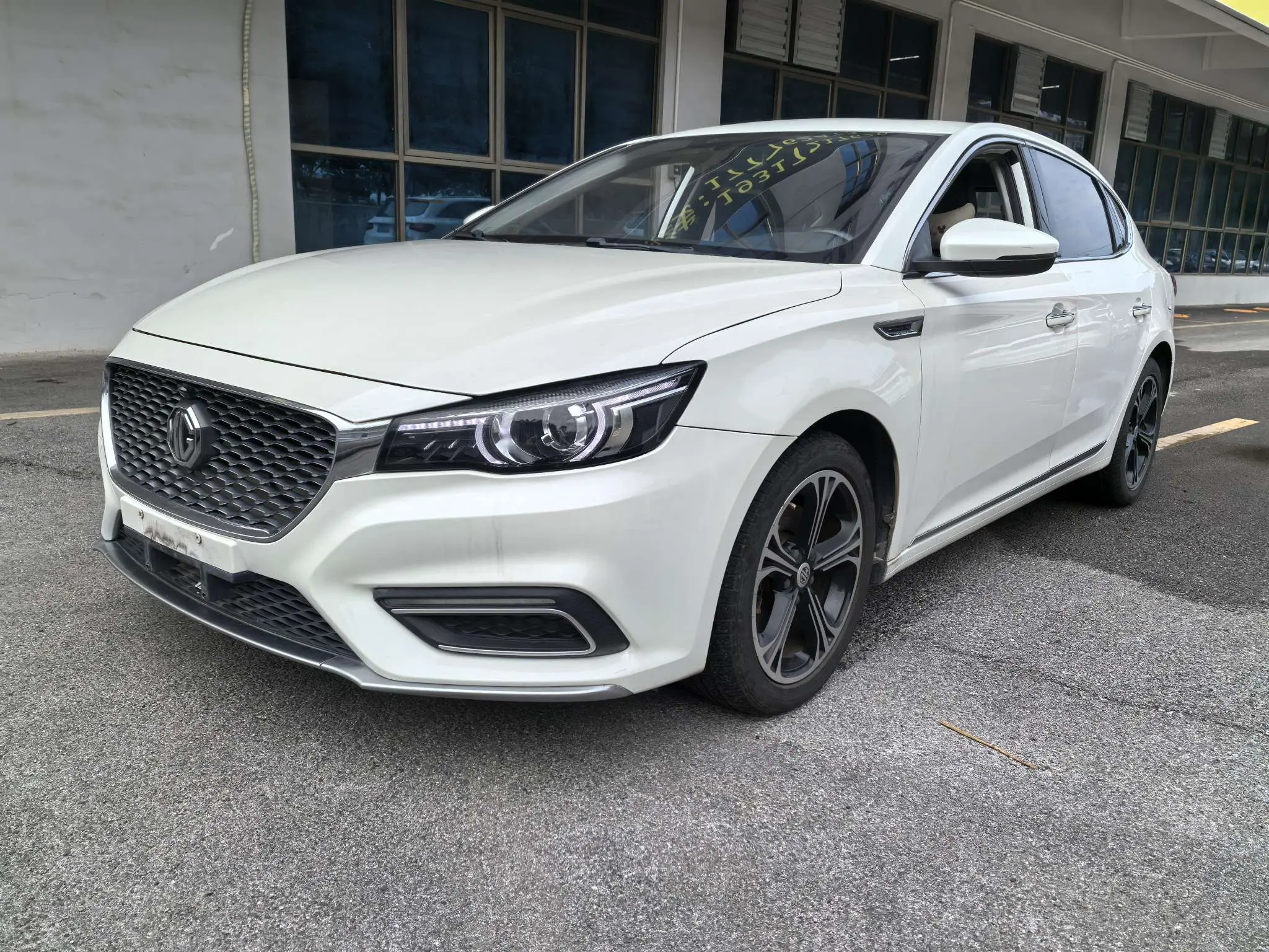 MG 6  из Китая