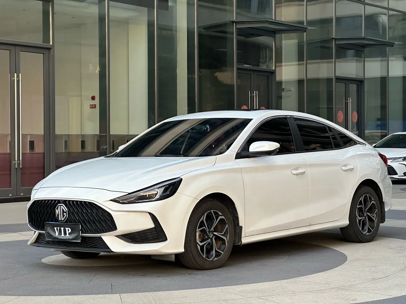 MG 5  из Китая