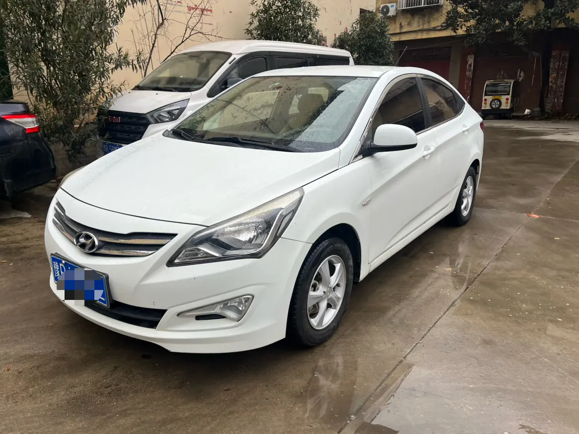 Hyundai Verna