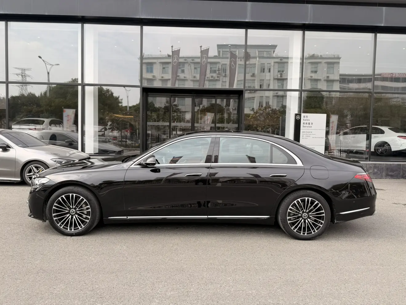 Mercedes-Benz S-Class PHEV  из Китая
