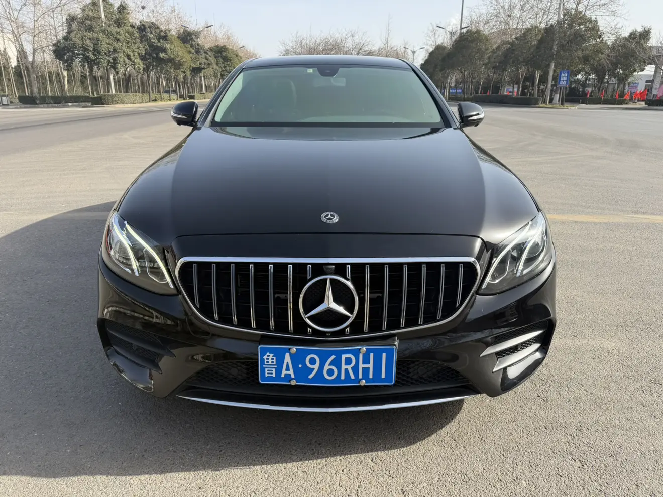 Mercedes-Benz E-Class  из Китая