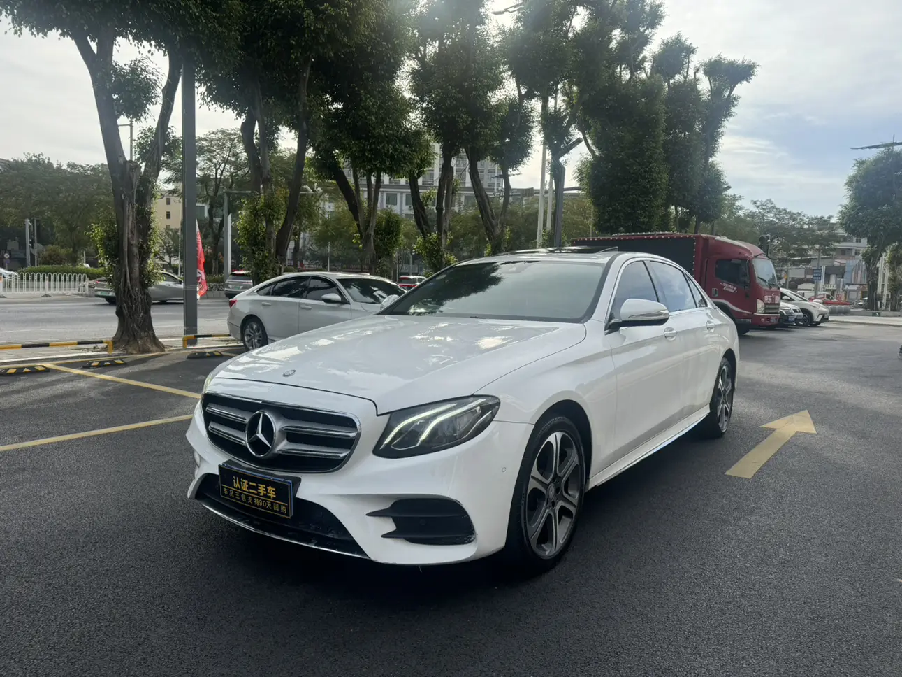 Mercedes-Benz E-Class  из Китая