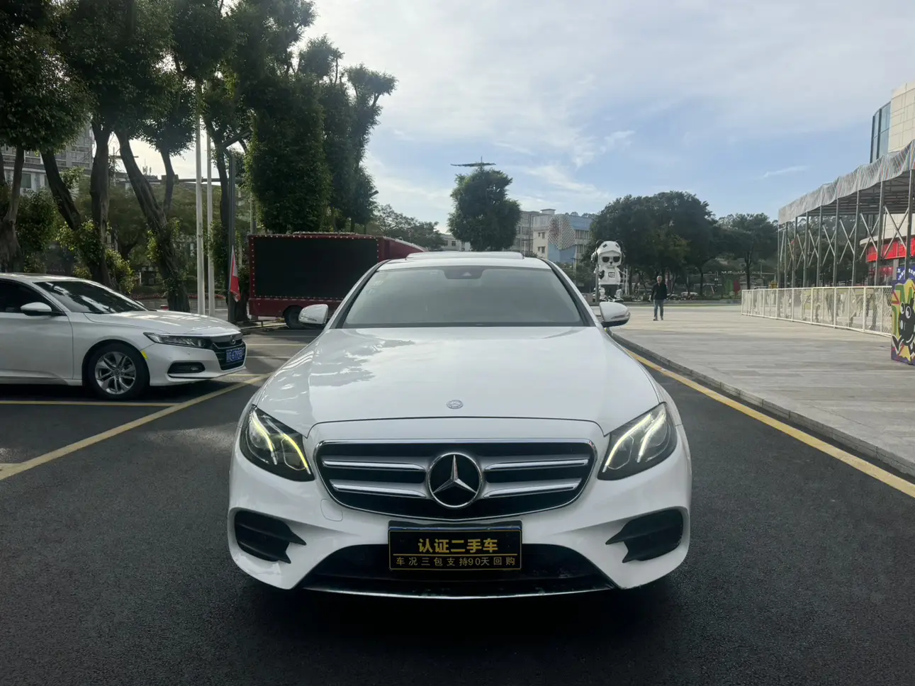 Mercedes-Benz E-Class  из Китая