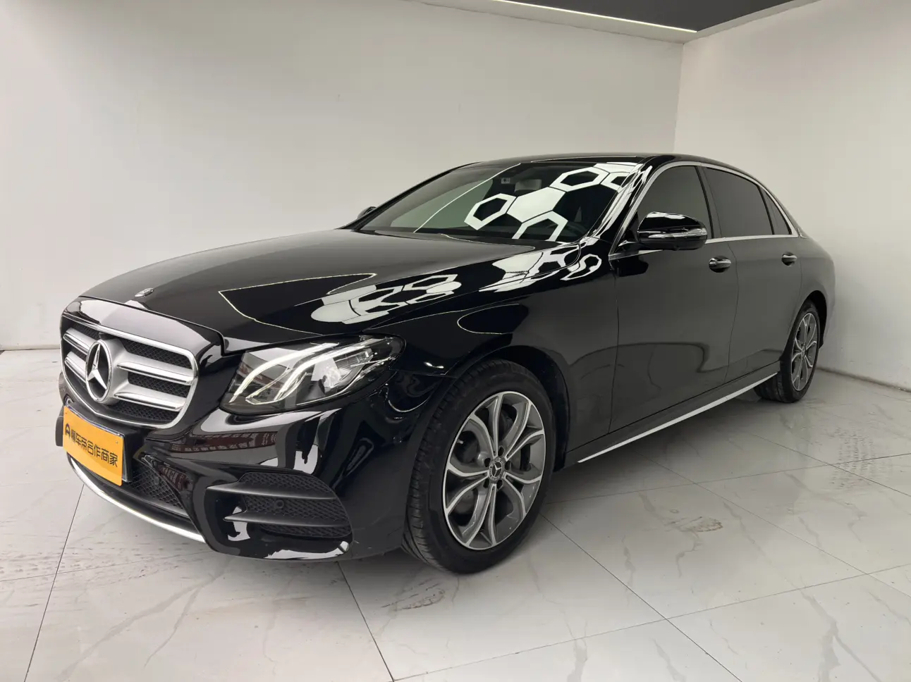 Mercedes-Benz E-Class  из Китая