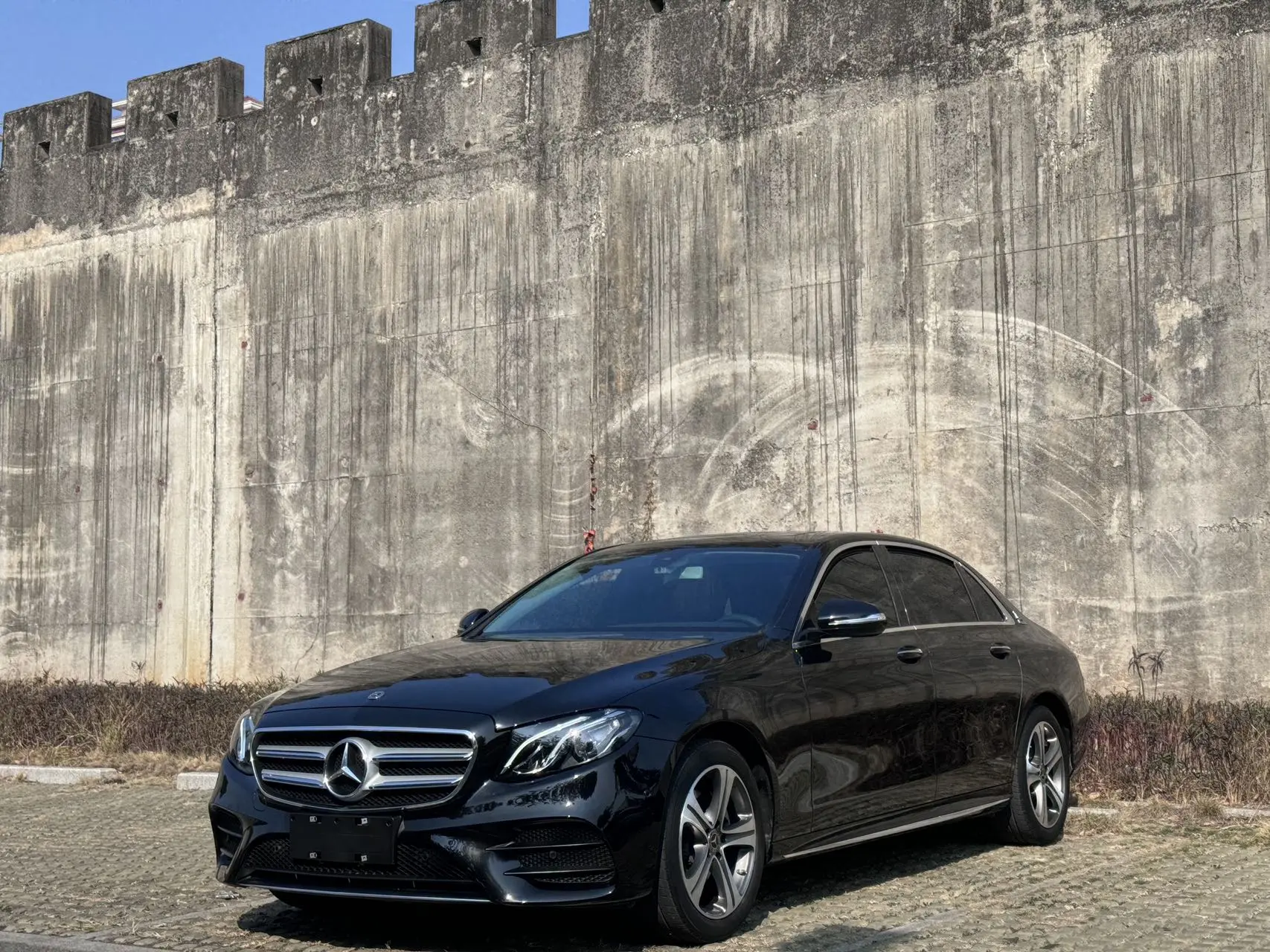 Mercedes-Benz E-Class  из Китая