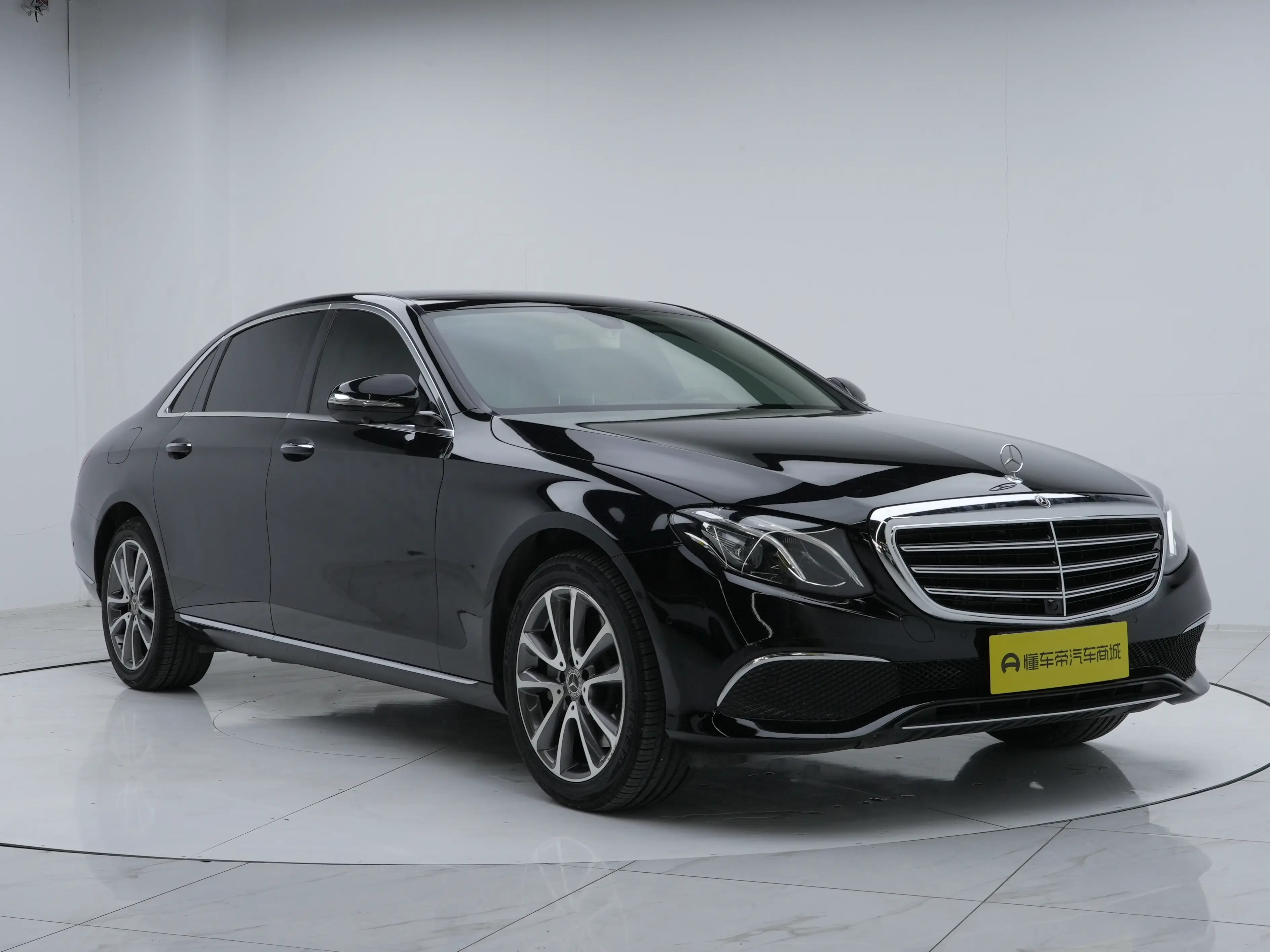 Mercedes-Benz E-Class  из Китая